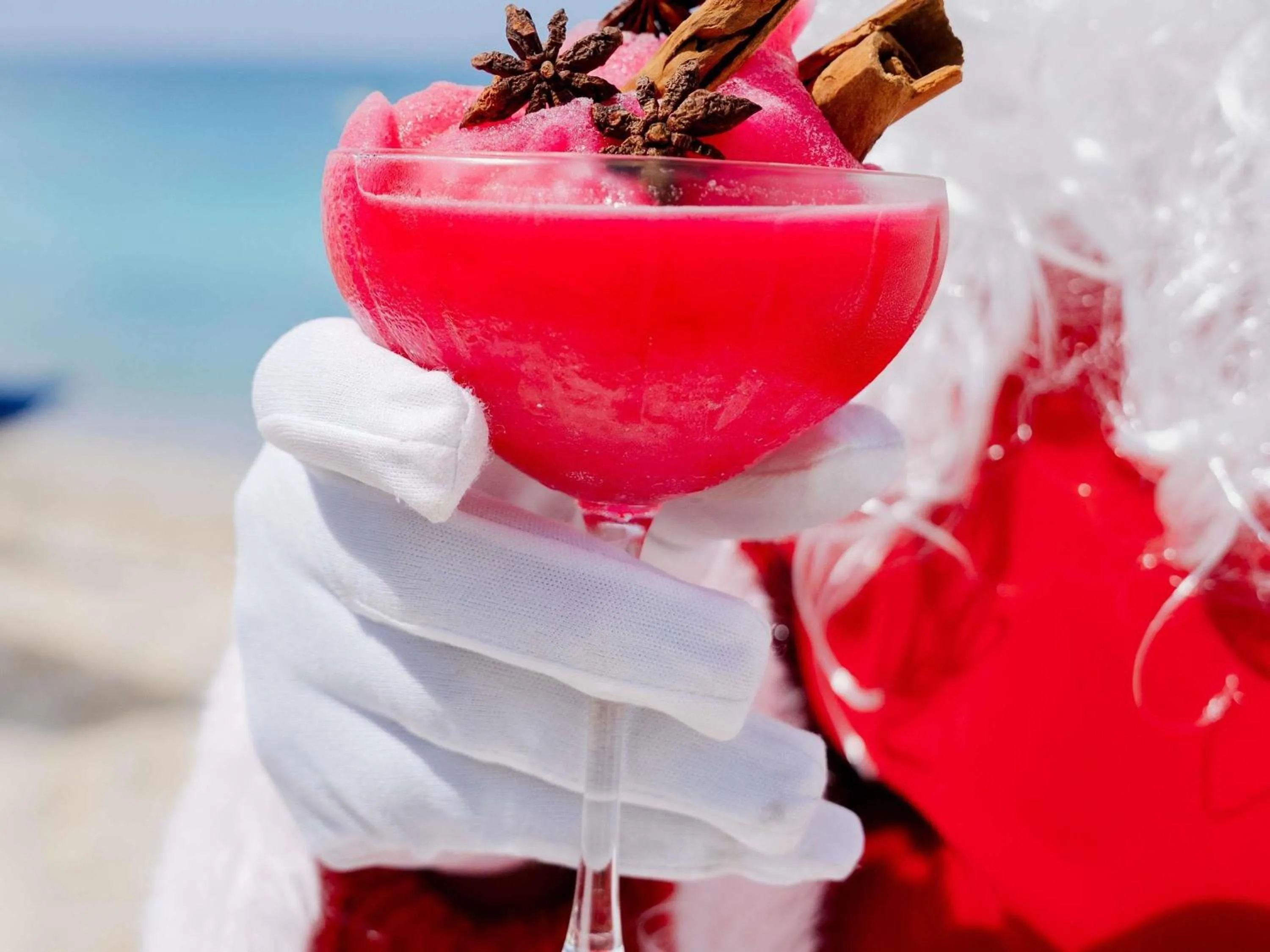 Lounge or bar in Fairmont Royal Pavilion Barbados Resort