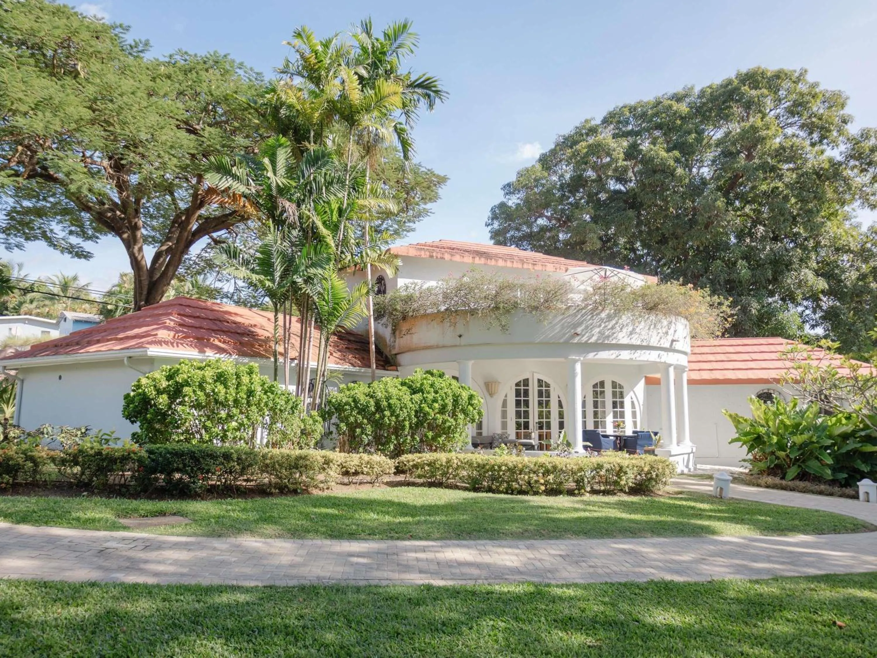 Bedroom in Fairmont Royal Pavilion Barbados Resort