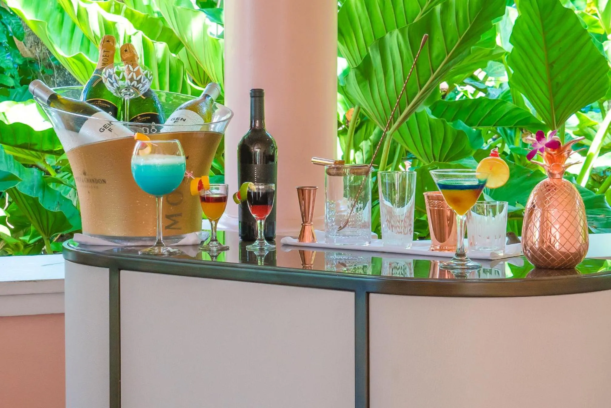Food and drinks in Fairmont Royal Pavilion Barbados Resort