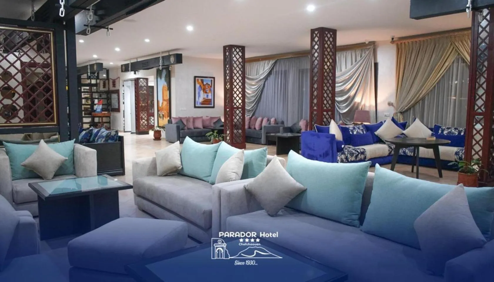 Seating area in Hotel Parador