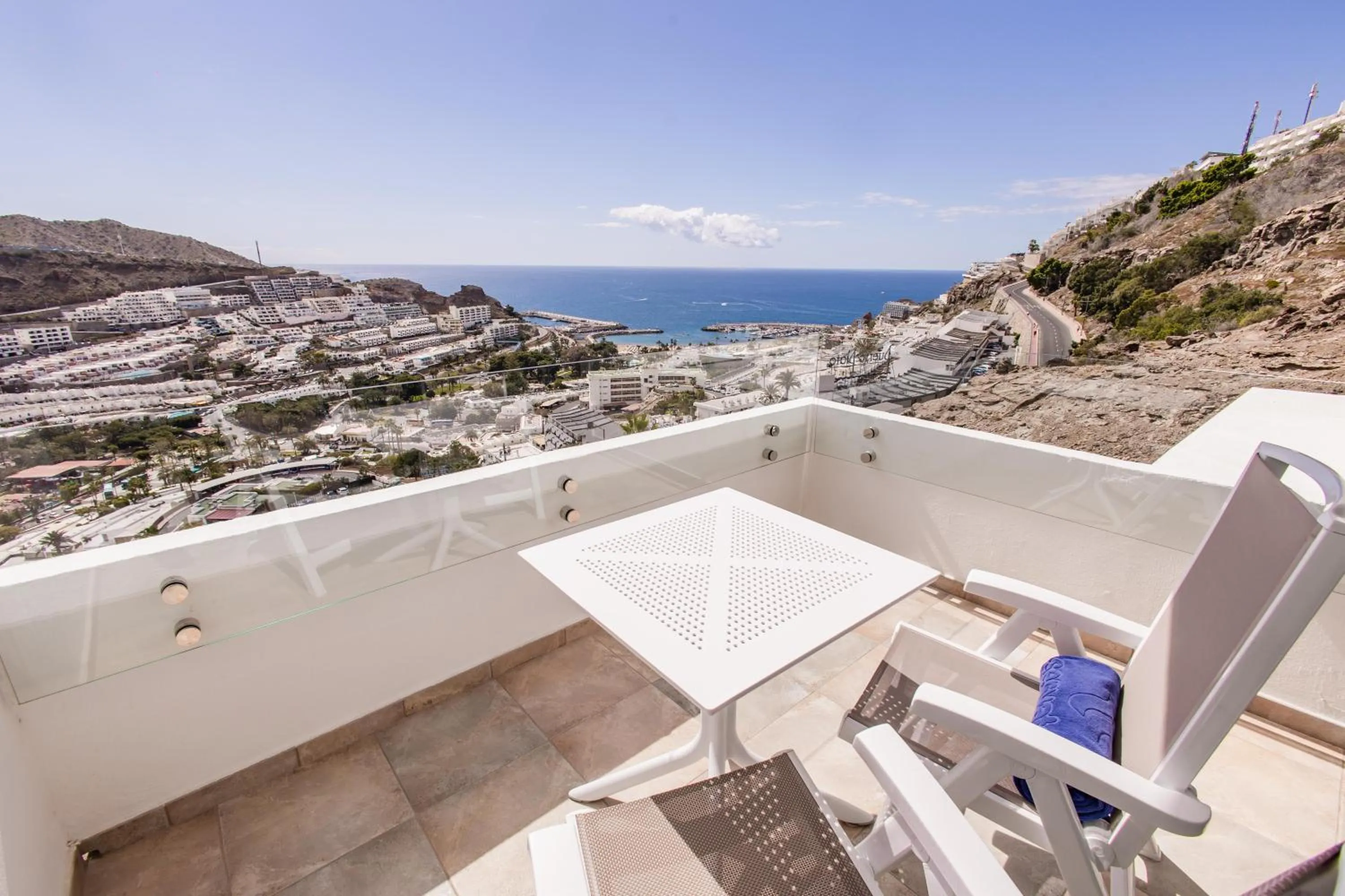 Photo of the whole room in Servatur Hartaguna - Adults Only