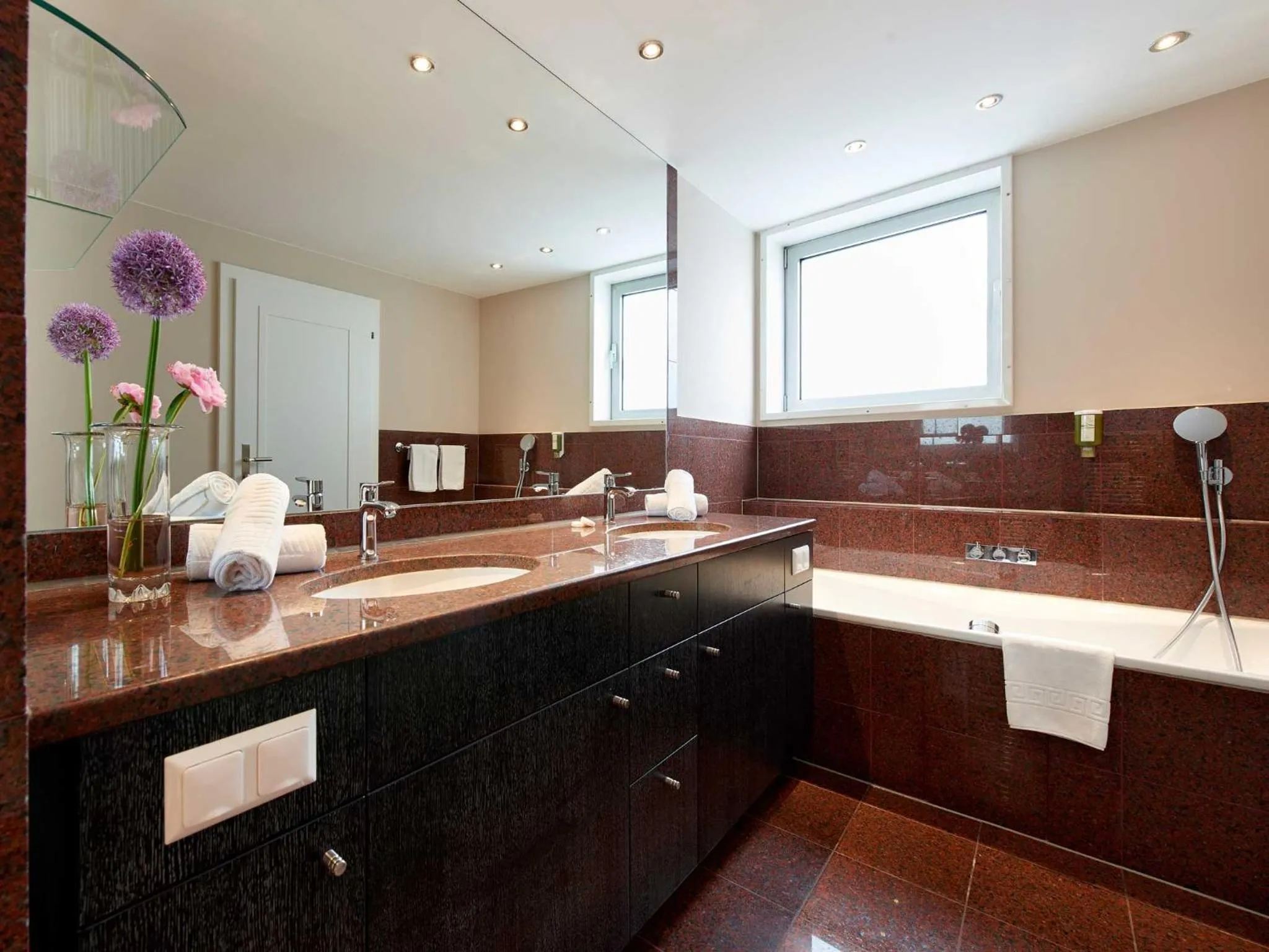 Bathroom in Singerstrasse 21-25 Aparthotel 350m next to St Stephen's Square