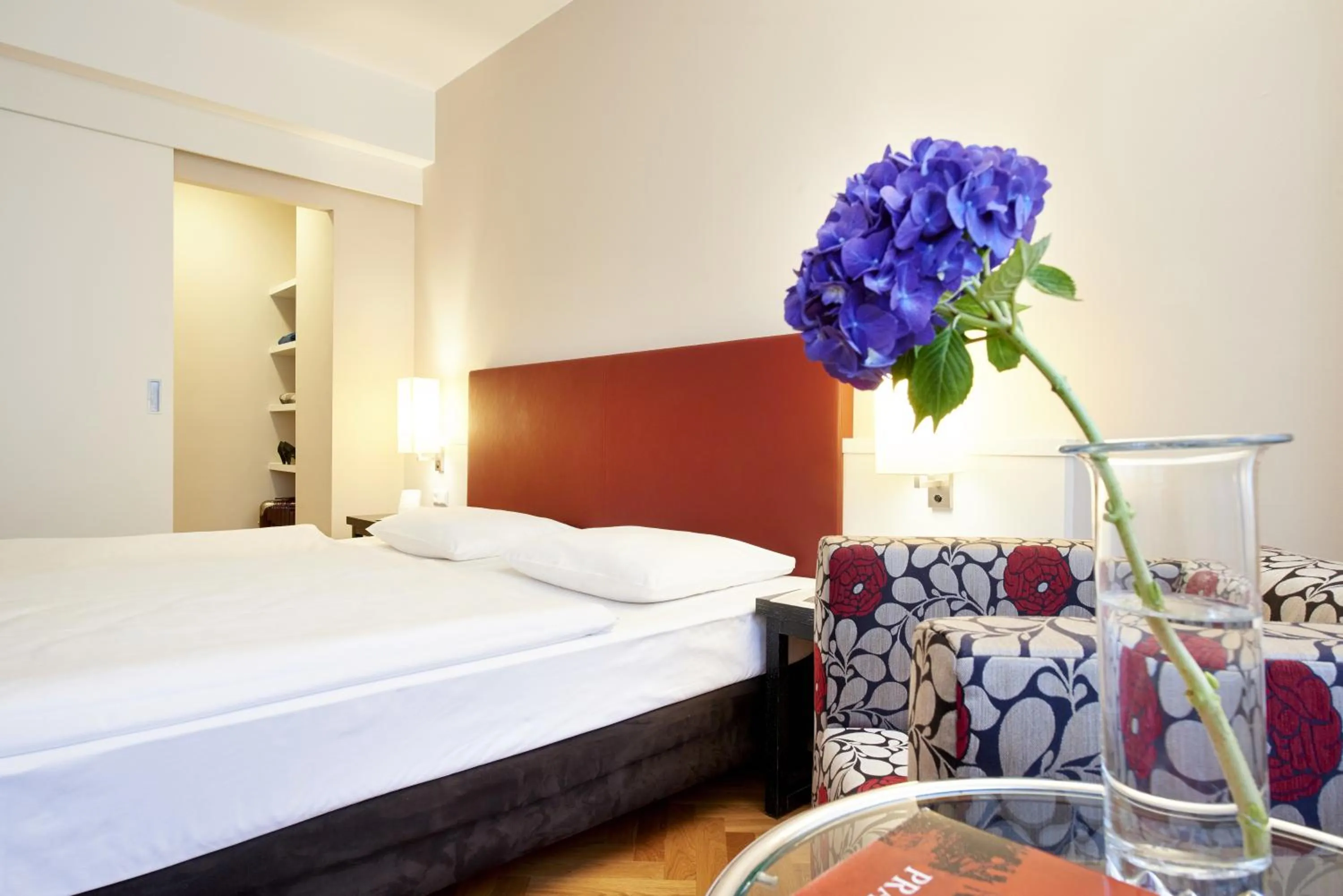 Bed in Singerstrasse 21-25 Aparthotel 350m next to St Stephen's Square