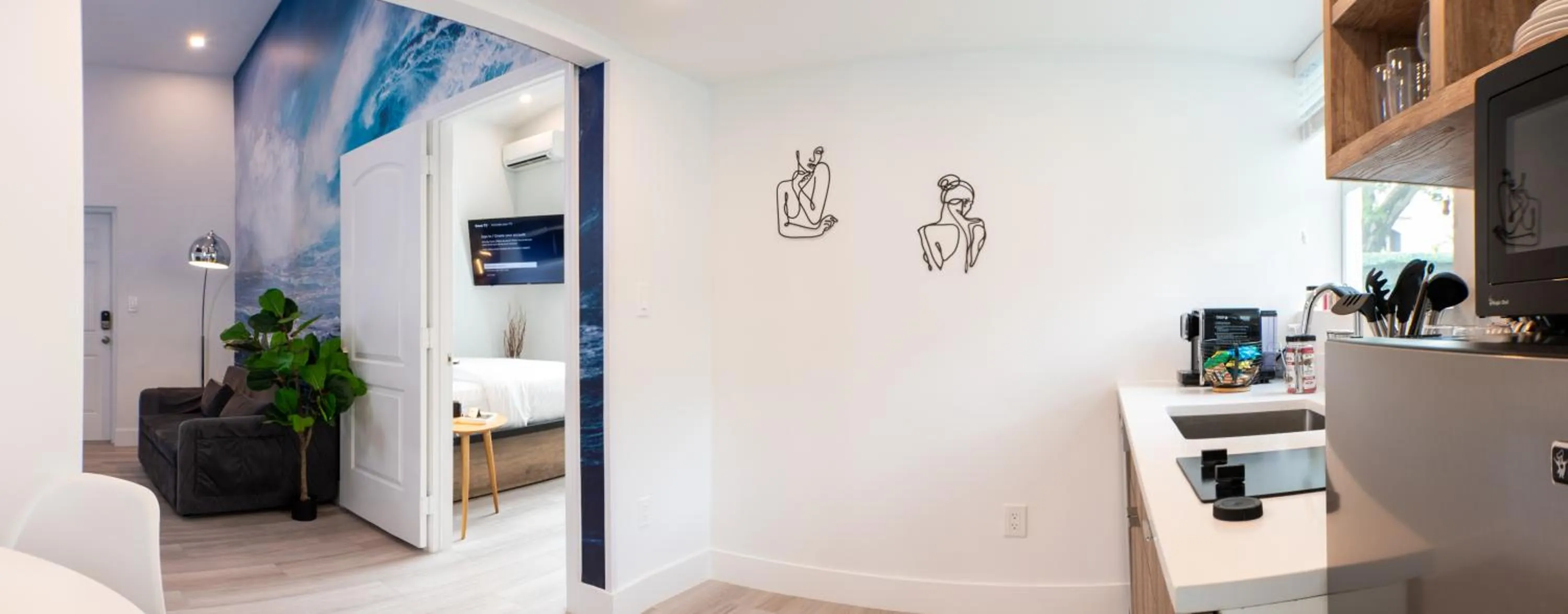 Bed in The Lauderdale Boutique Hotel