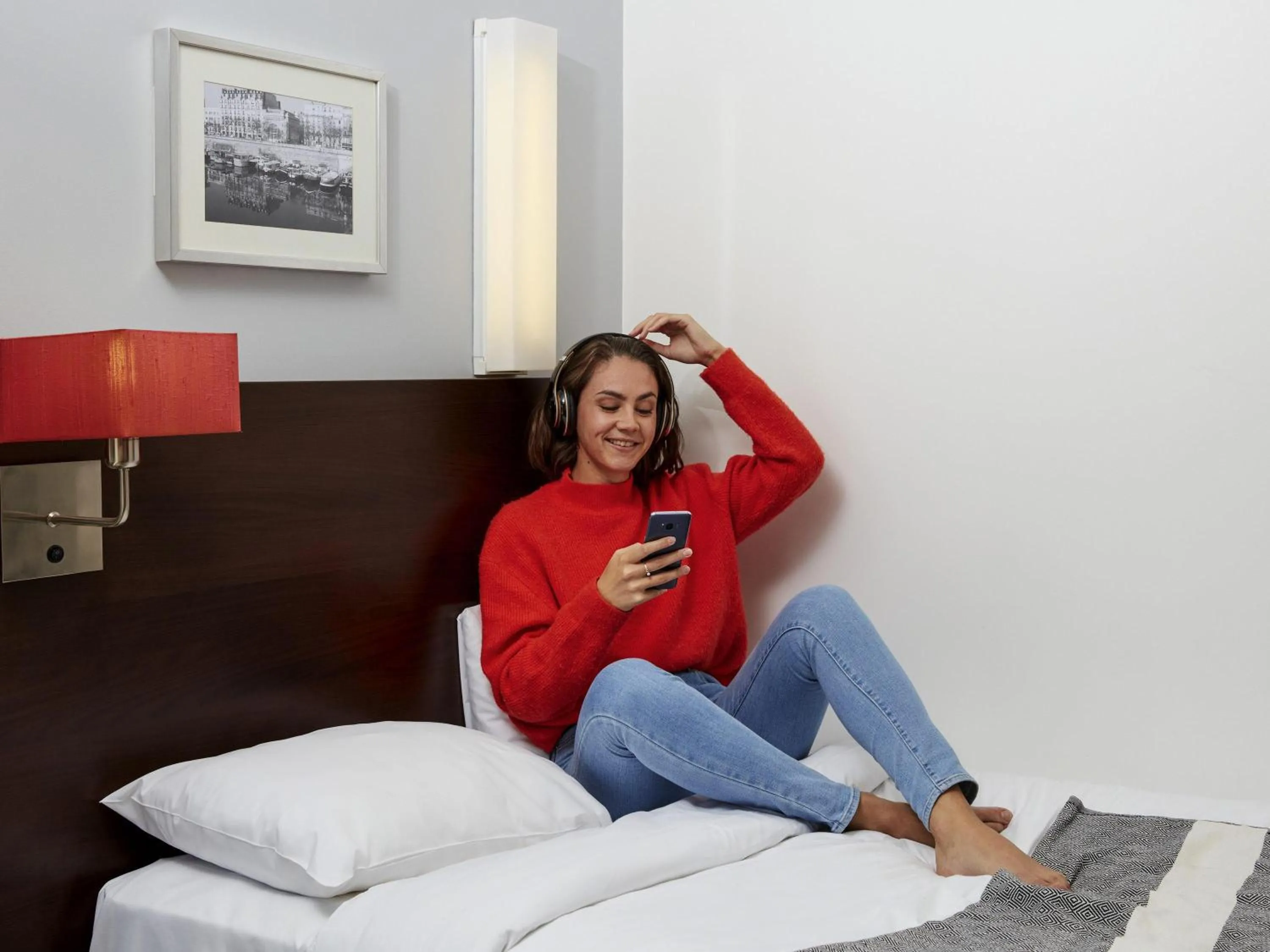 Bedroom, Bed in Aparthotel Adagio Access Paris Bastille