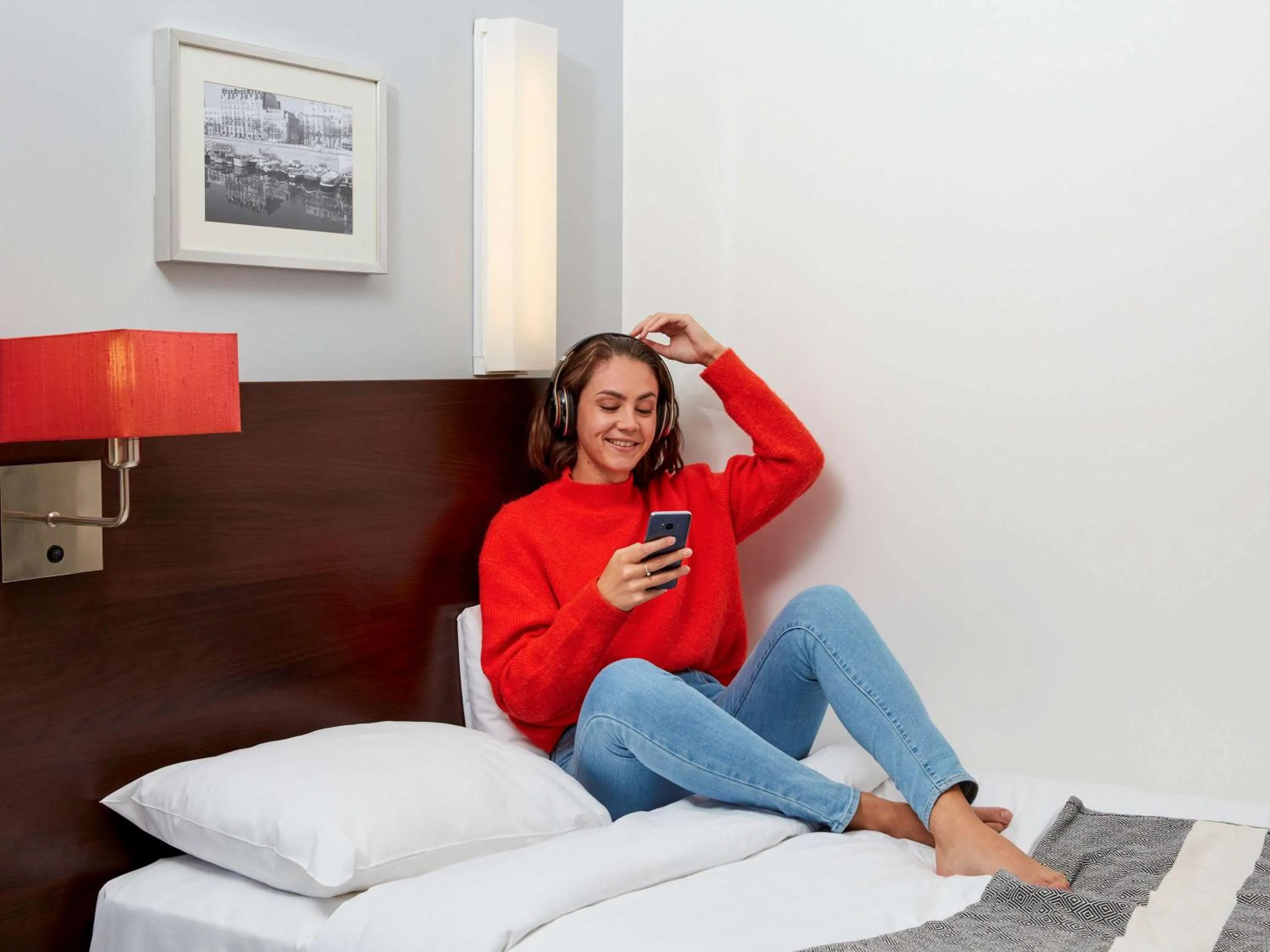 Photo of the whole room, Bed in Aparthotel Adagio Access Paris Bastille