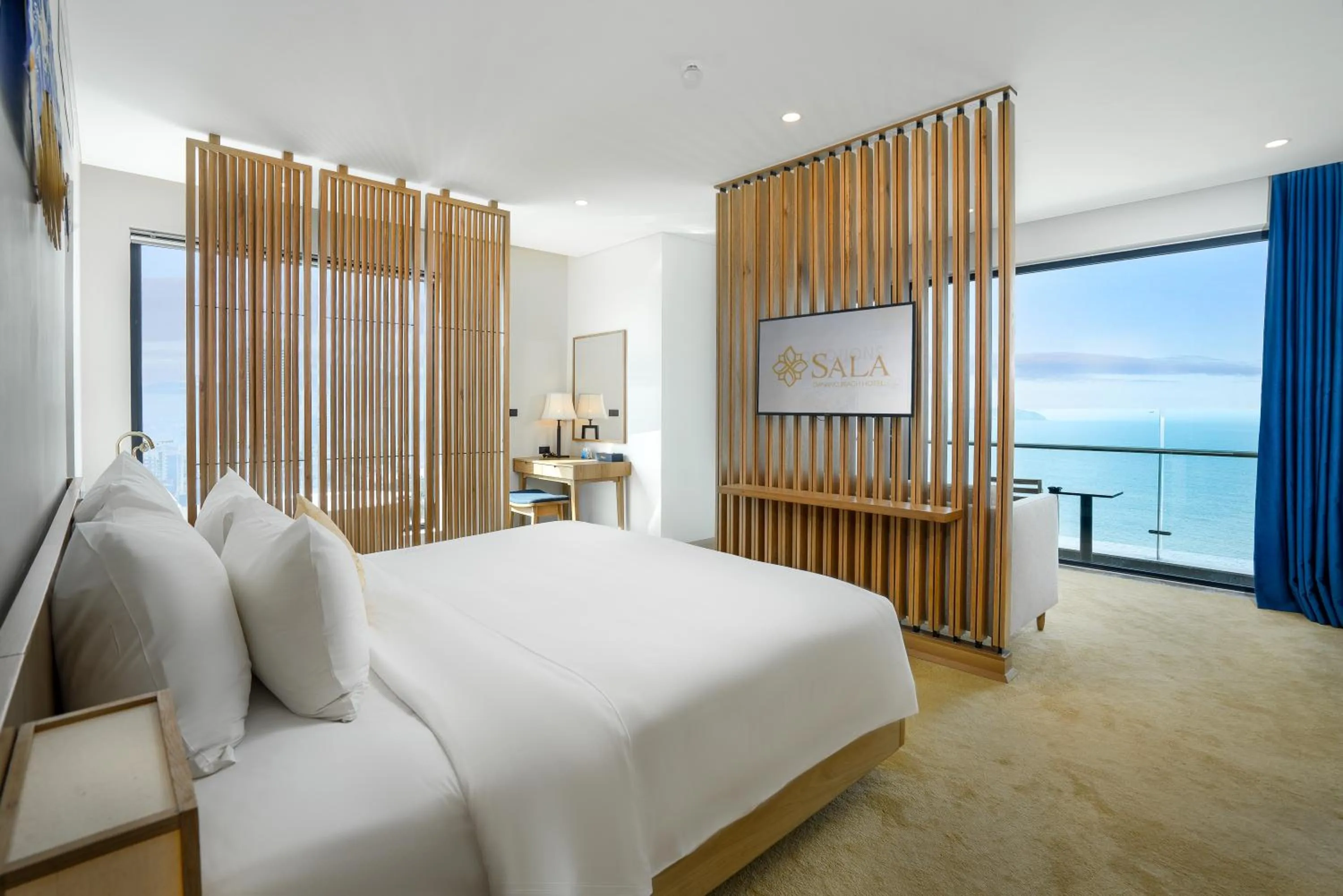 Photo of the whole room, Bed in Sala Danang Beach Hotel