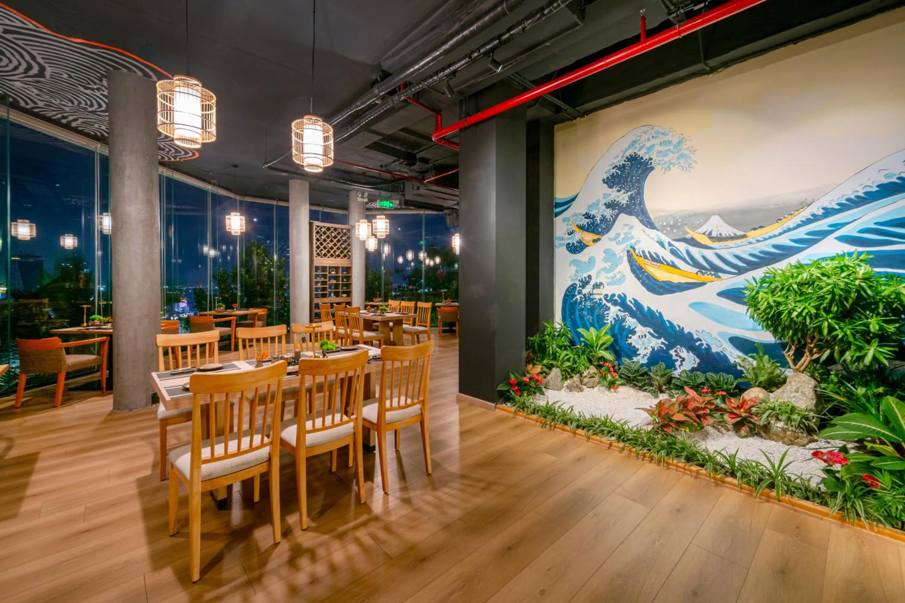 Restaurant/places to eat in Sala Danang Beach Hotel