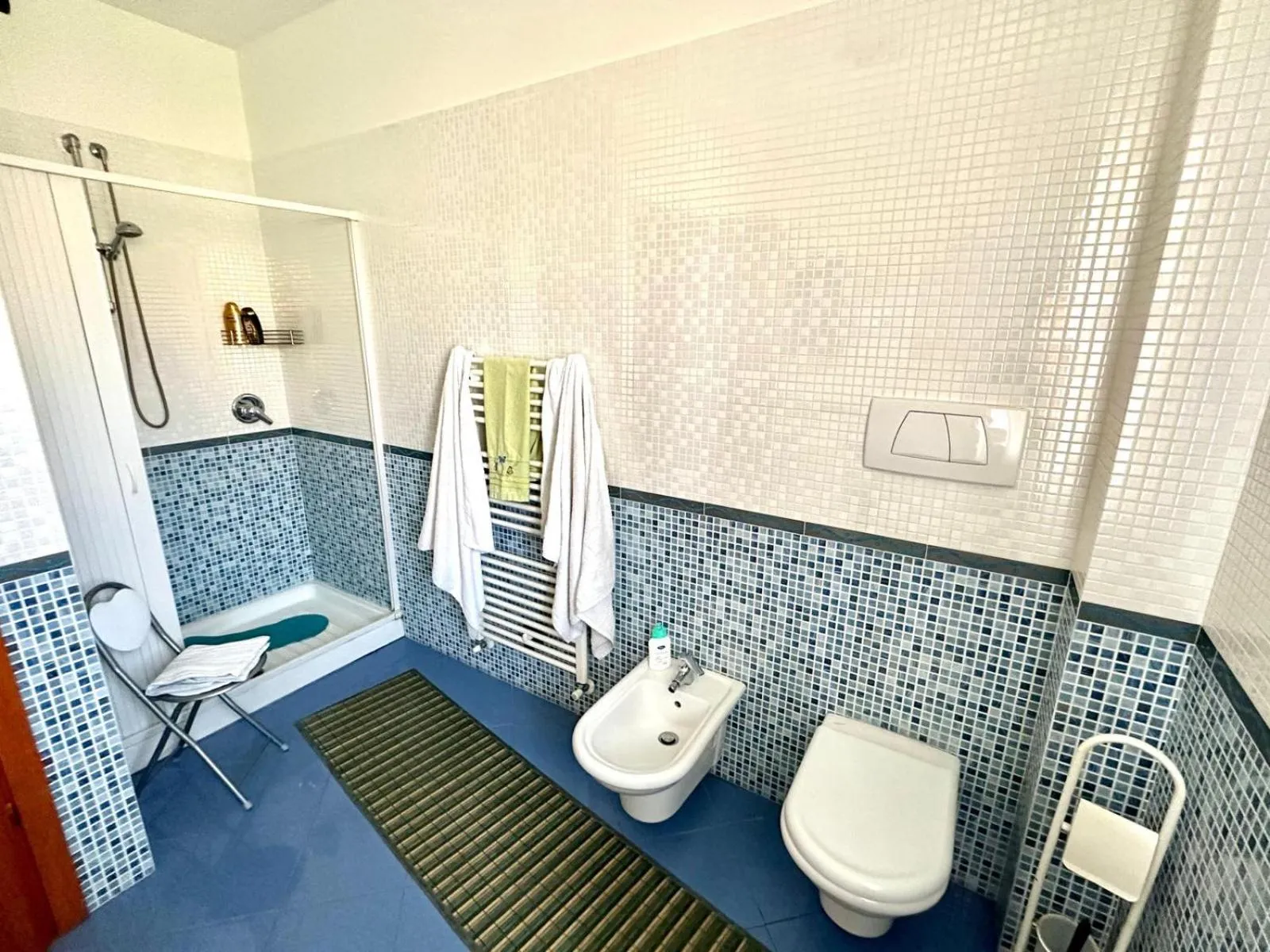 Bathroom in B&B Mariposa