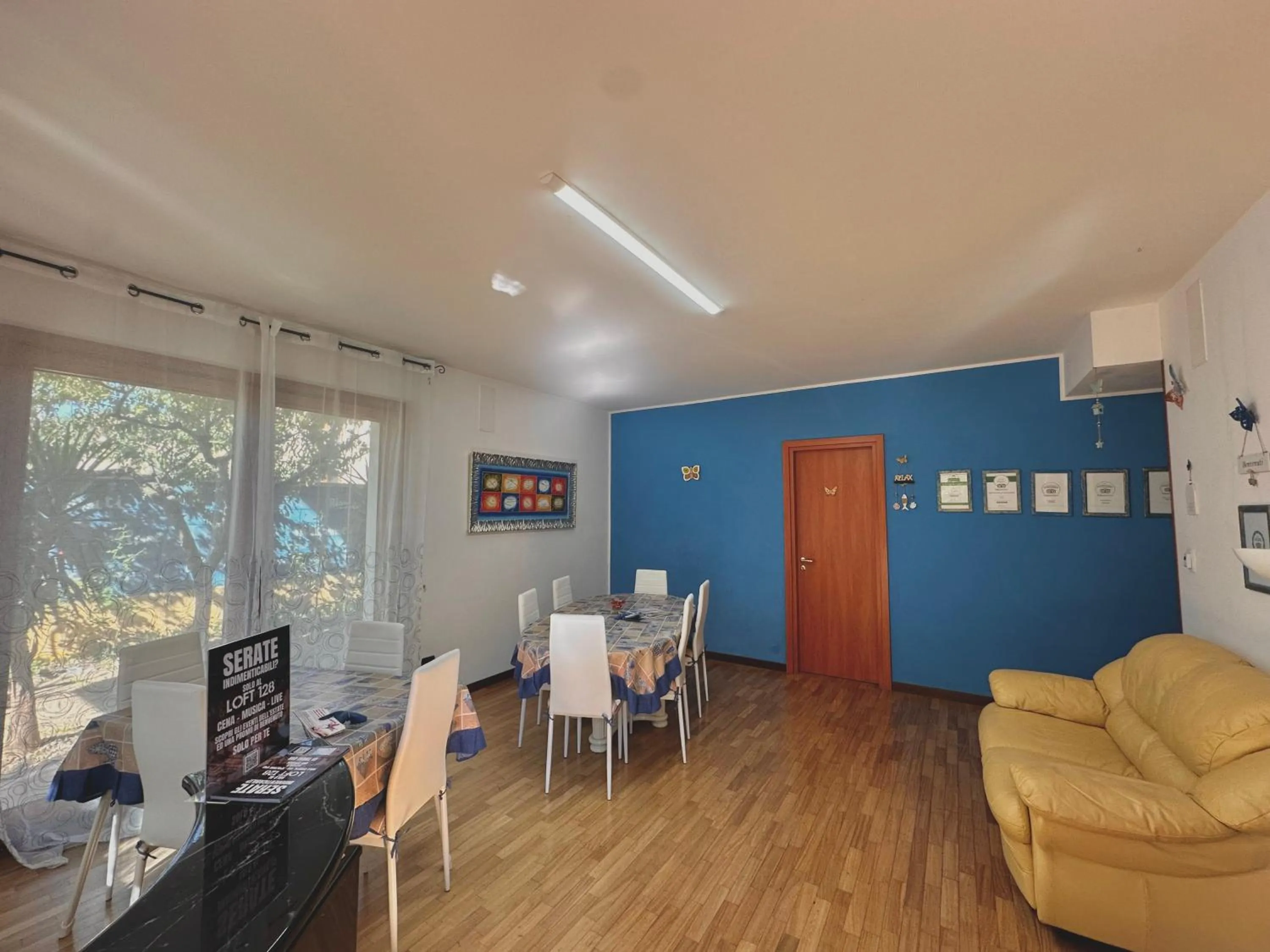 Lounge or bar in B&B Mariposa