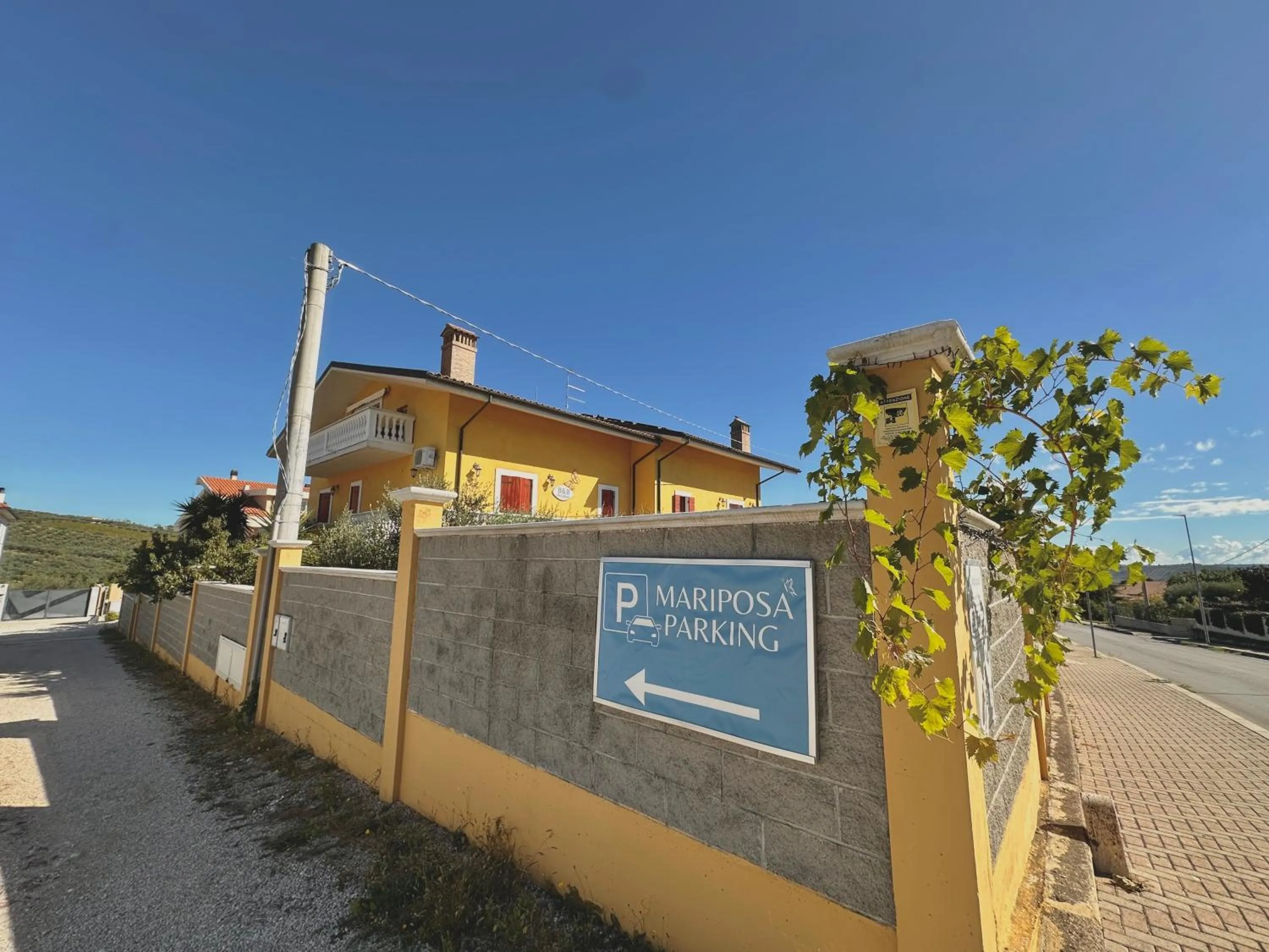 Parking in B&B Mariposa