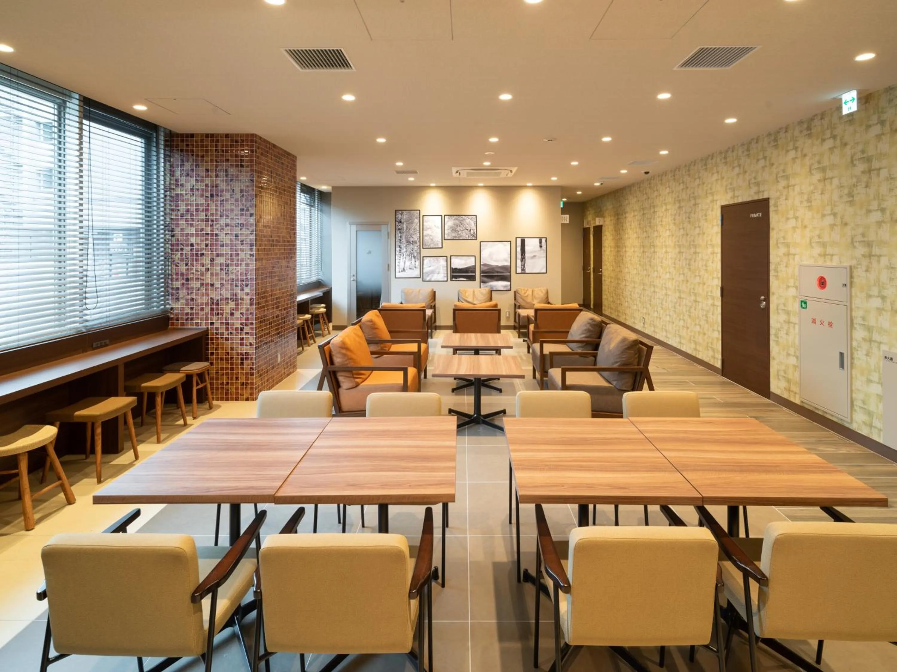 Lounge or bar in Super Hotel Premier Obihiro Ekimae