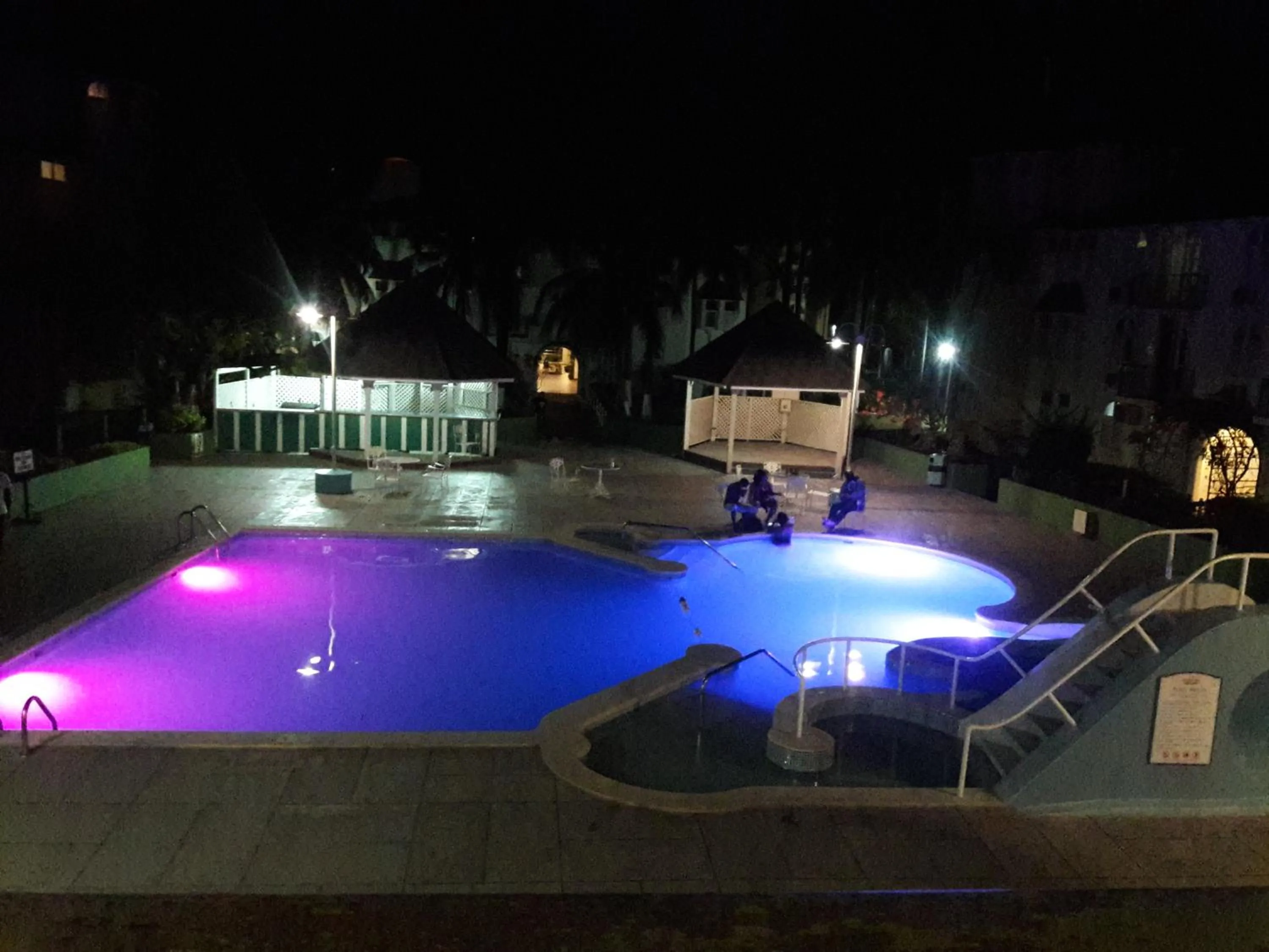 Swimming pool in Cool's 1 bedroom Beach & Garden View