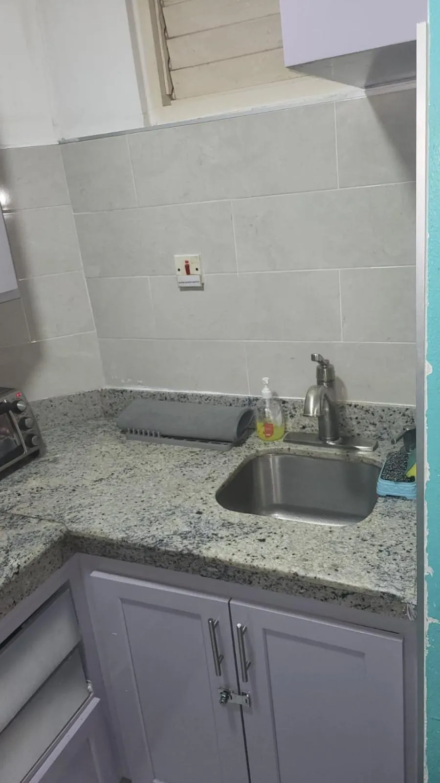 Cool's 1 bedroom Beach & Garden View