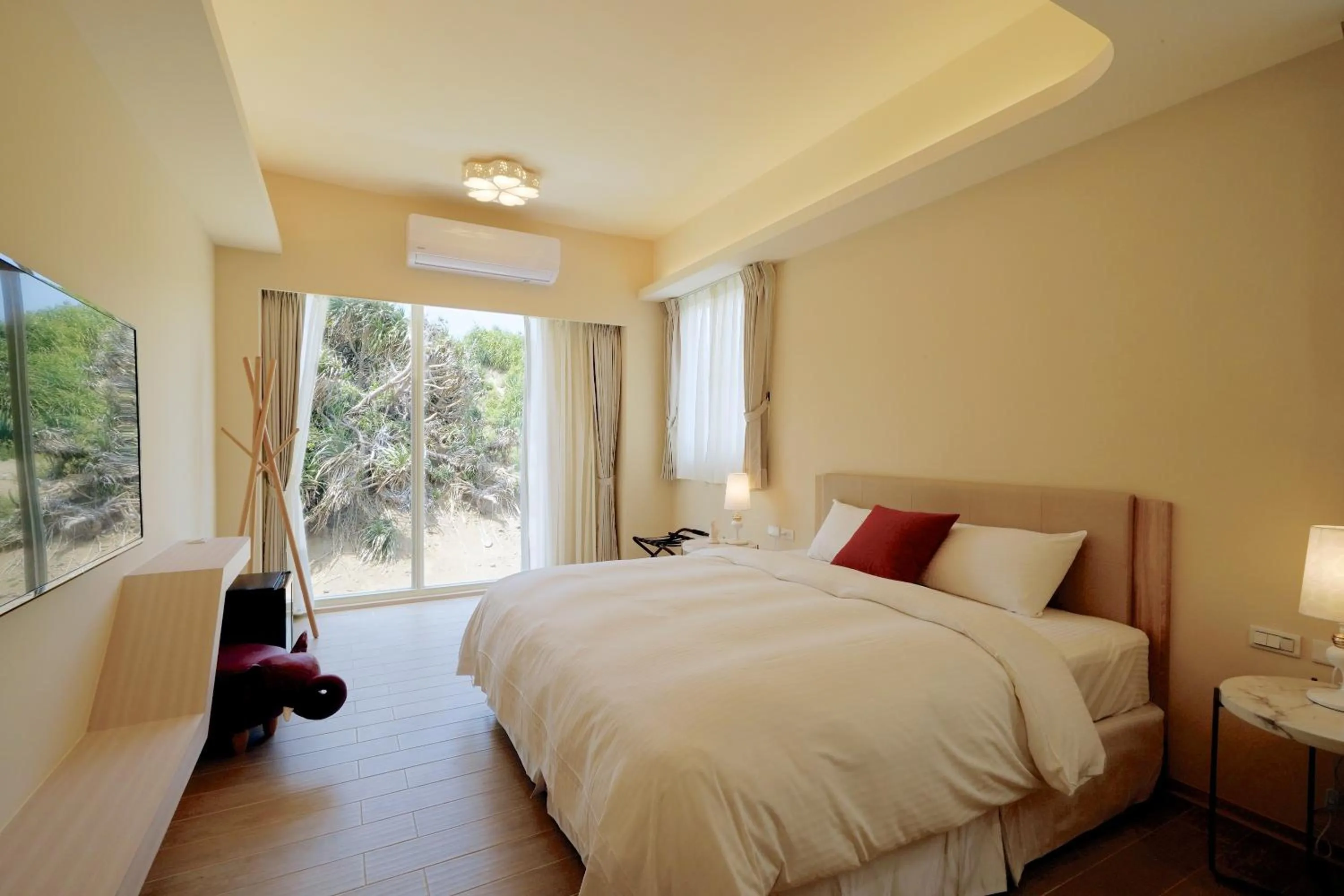 Bed in Little Piggy B&B