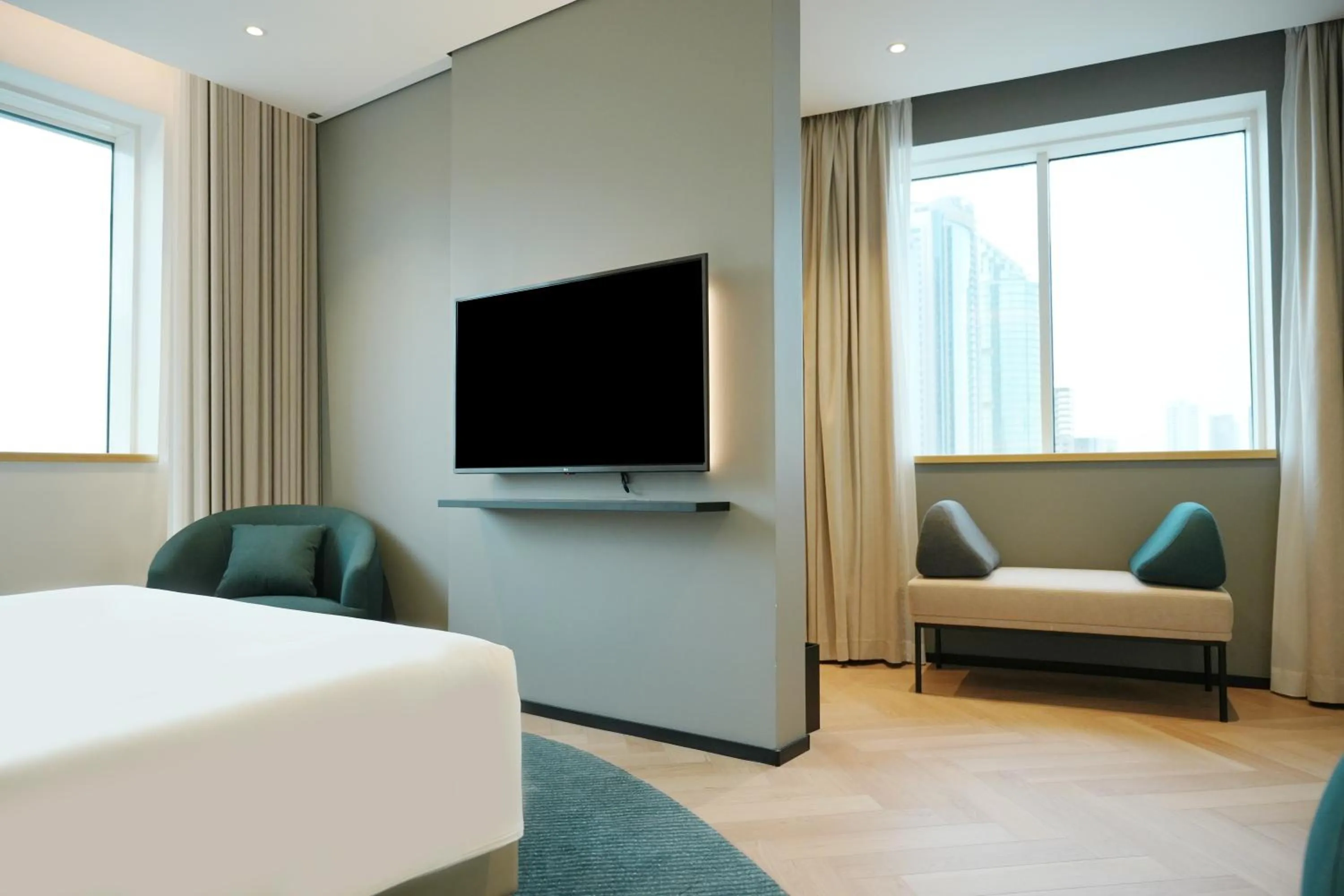 TV and multimedia, Bed in Novotel Riyadh Al Anoud
