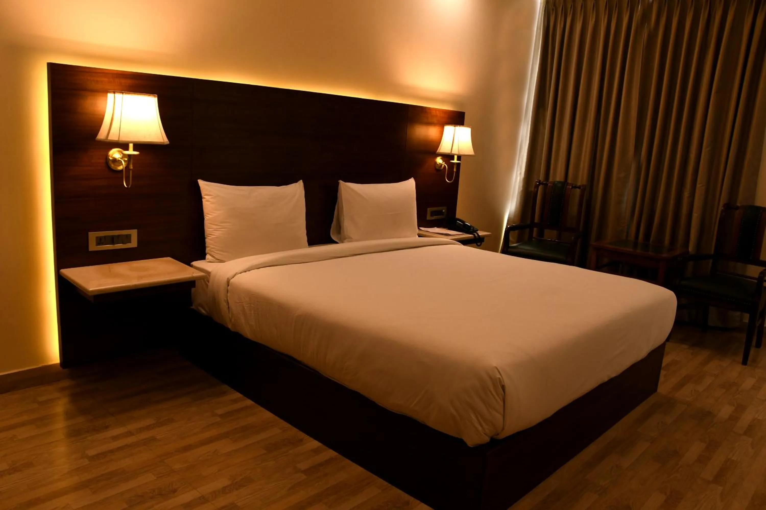 Photo of the whole room, Bed in Mastiff Villa Camellia by OTHPL