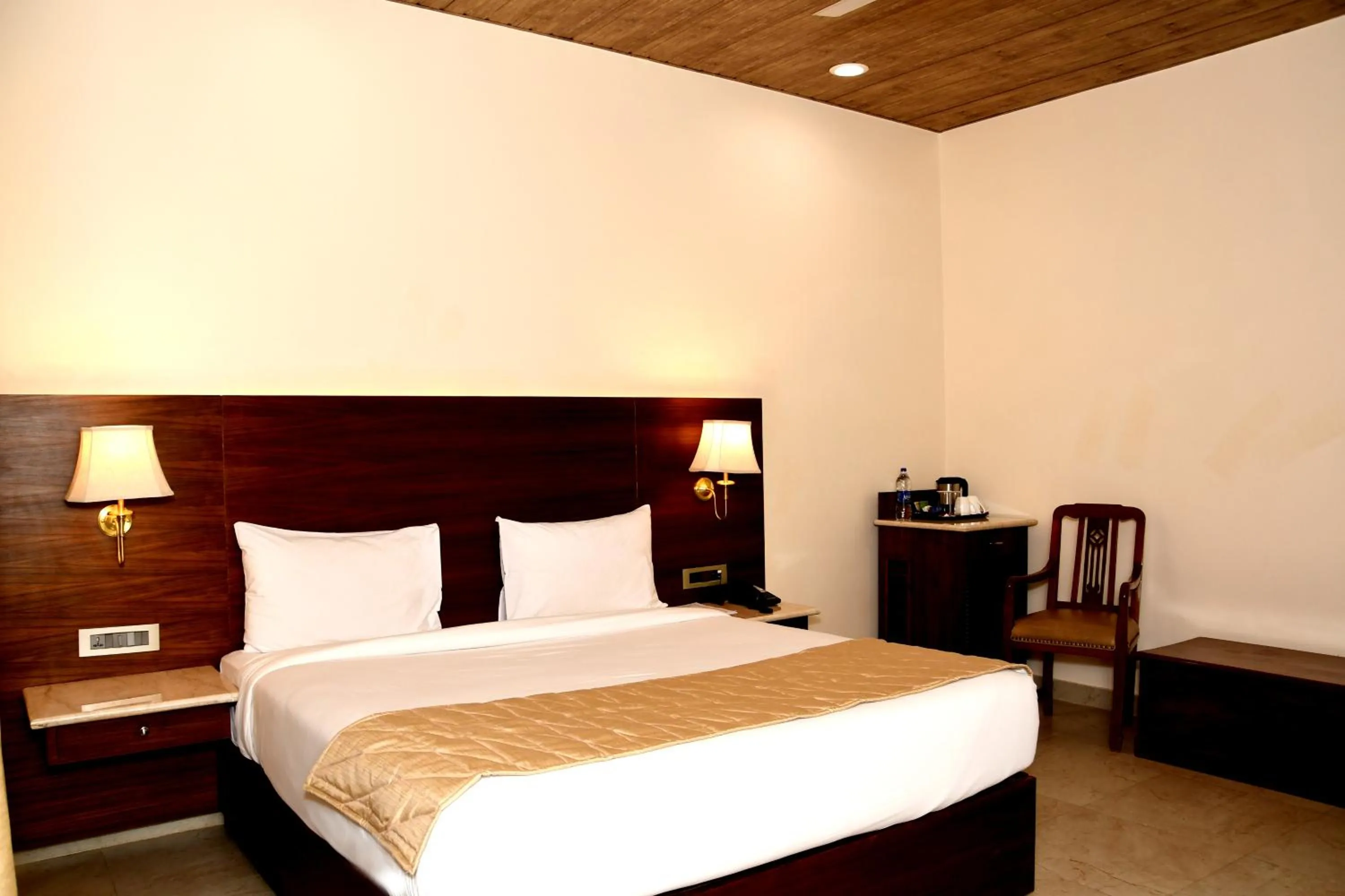 Photo of the whole room, Bed in Mastiff Villa Camellia by OTHPL