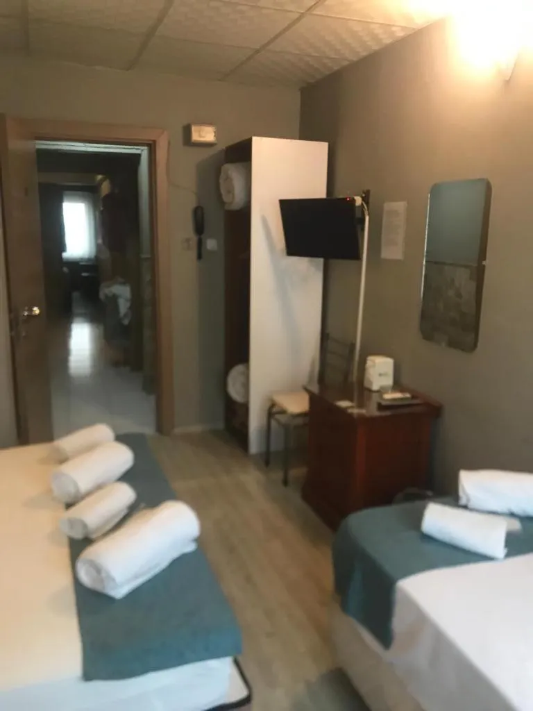 Bed in Elite Hotel City Center Saray Bed and Breakfast