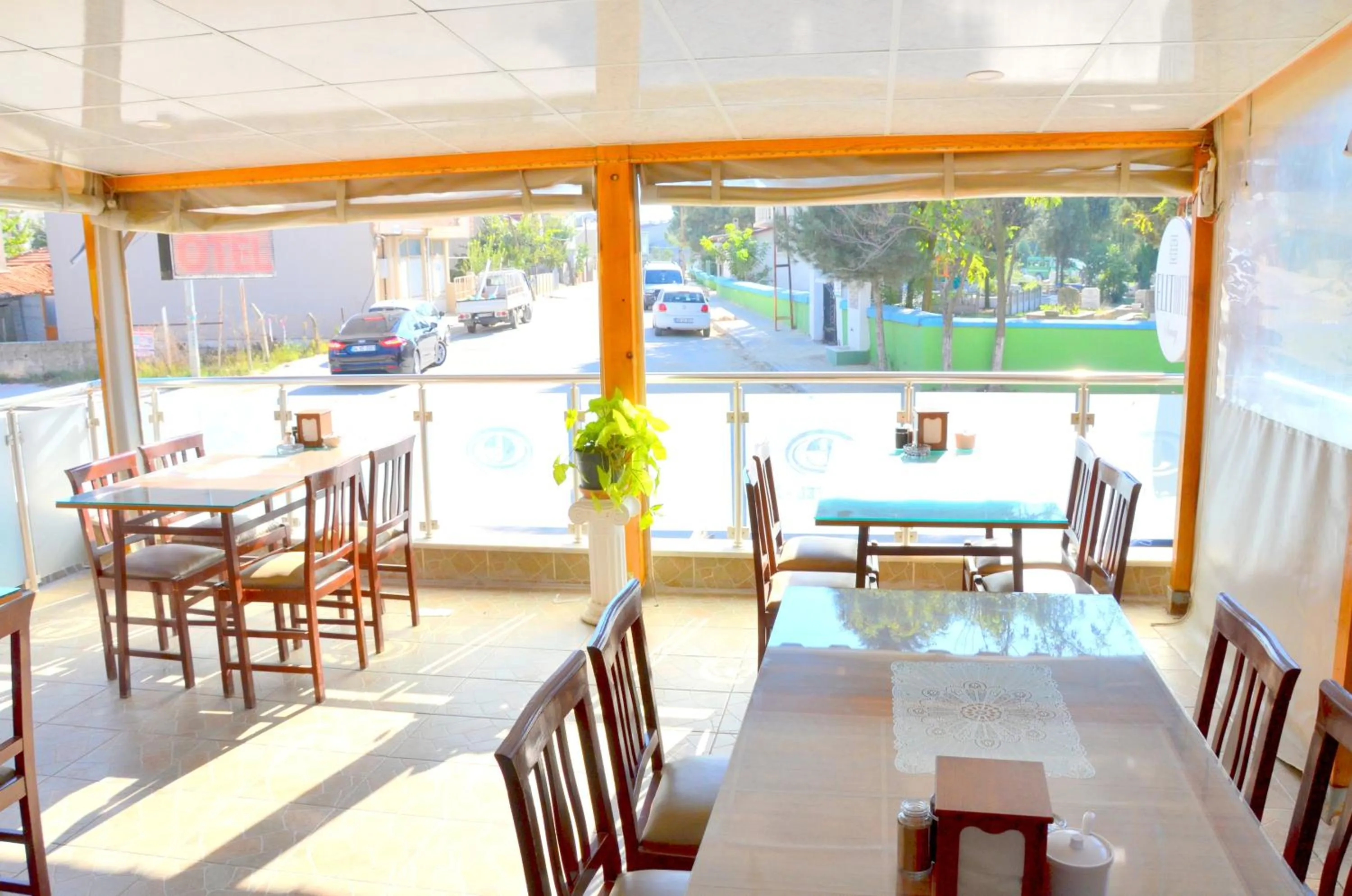 Garden in Elite Hotel City Center Saray Bed and Breakfast