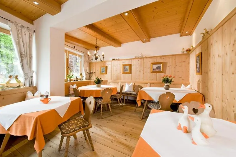 Restaurant/places to eat in Landhotel Föhrenhof Ellmau