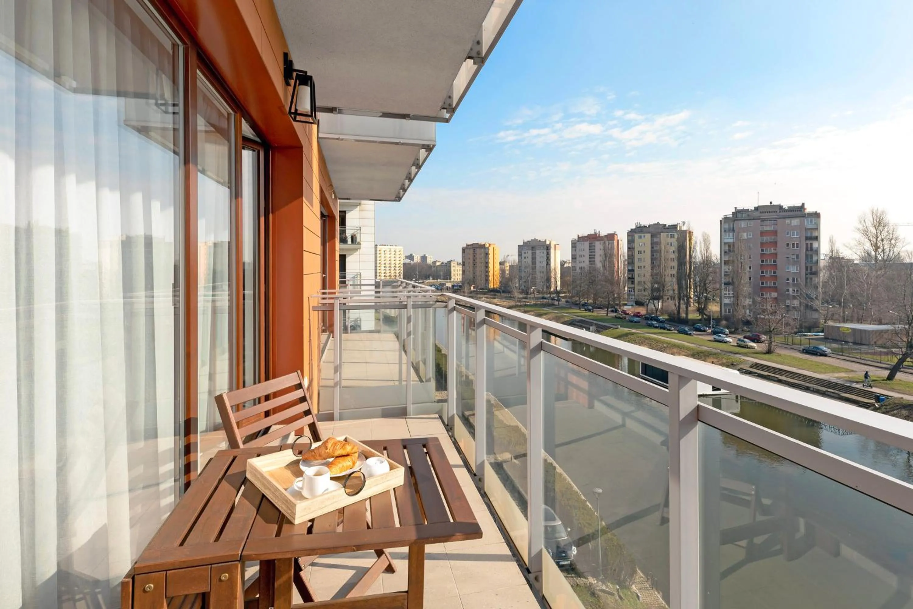 Property building in Aura - Riverside & Parking by Downtown Apartments
