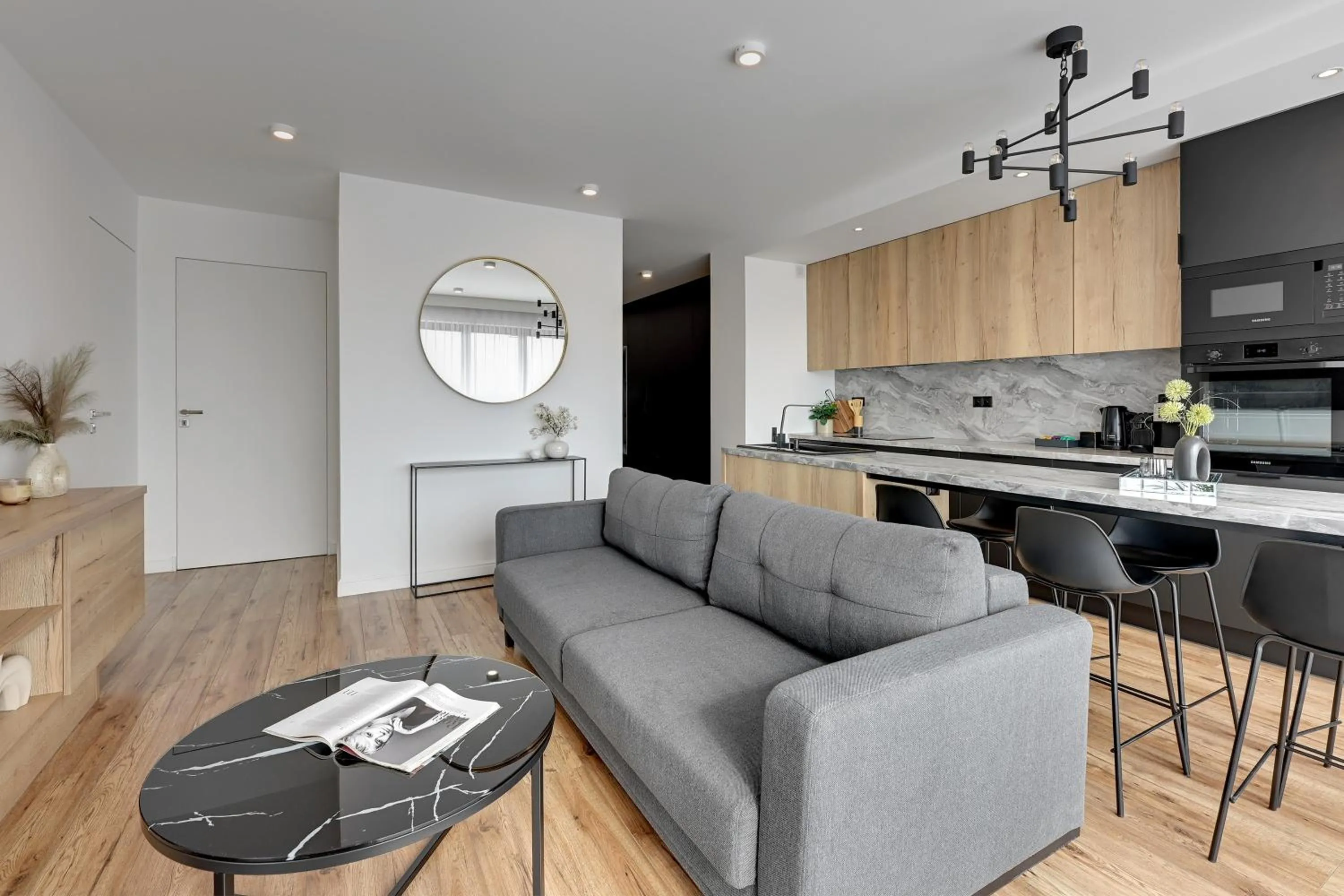 Kitchen or kitchenette in Aura - Riverside & Parking by Downtown Apartments
