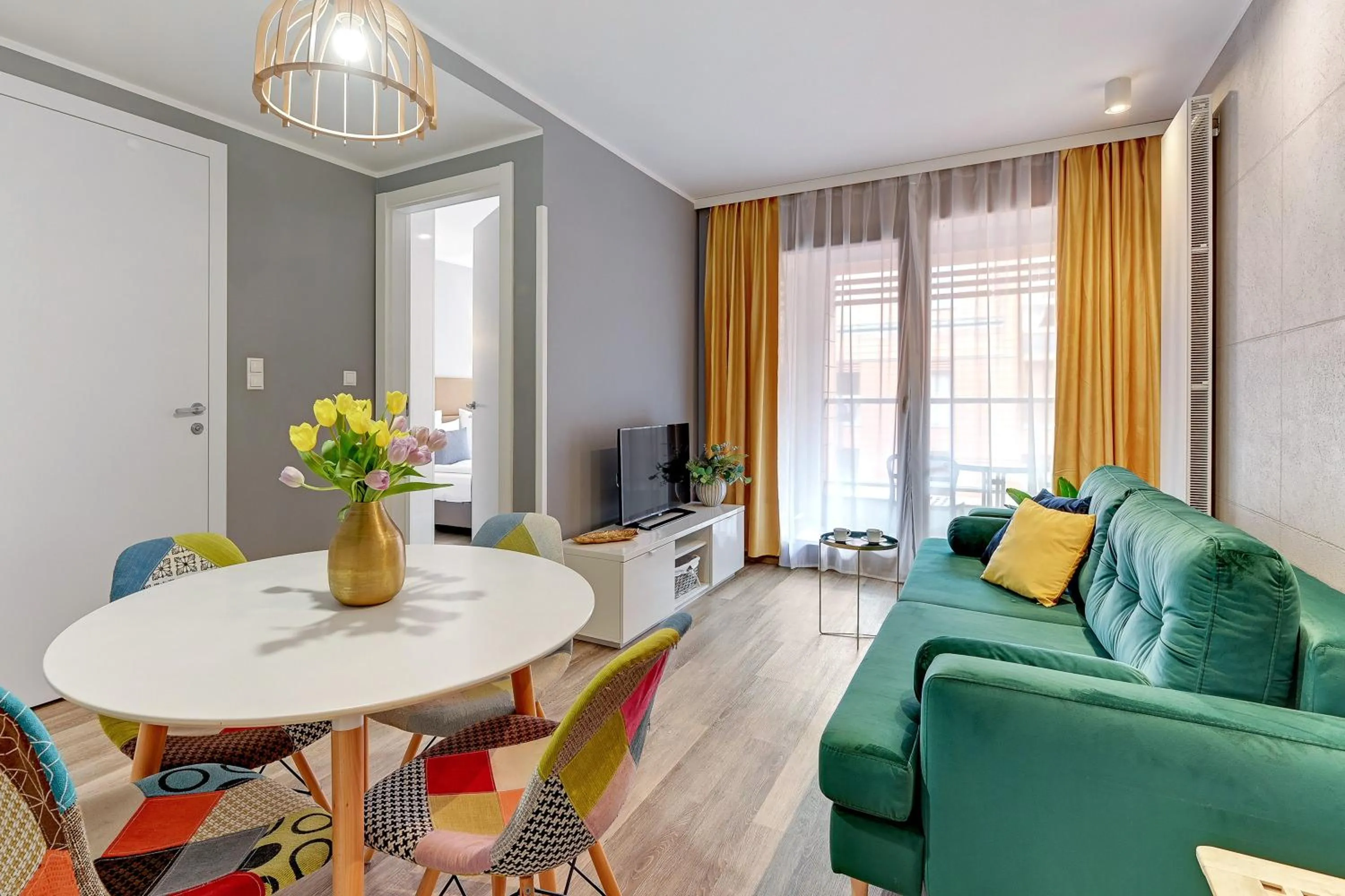 TV and multimedia in Aura - Riverside & Parking by Downtown Apartments