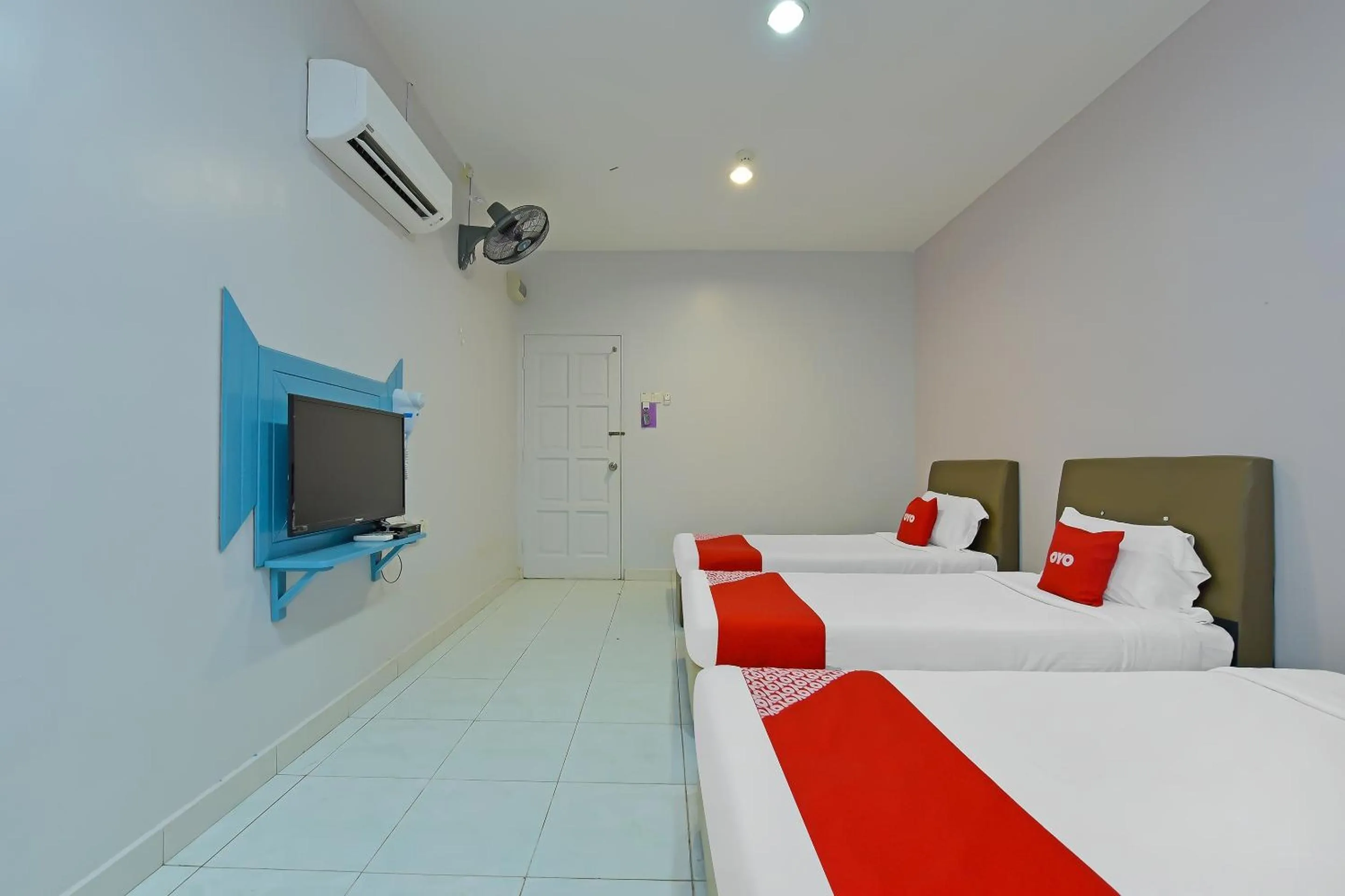 Bedroom, Bed in Hotel O Purple Town