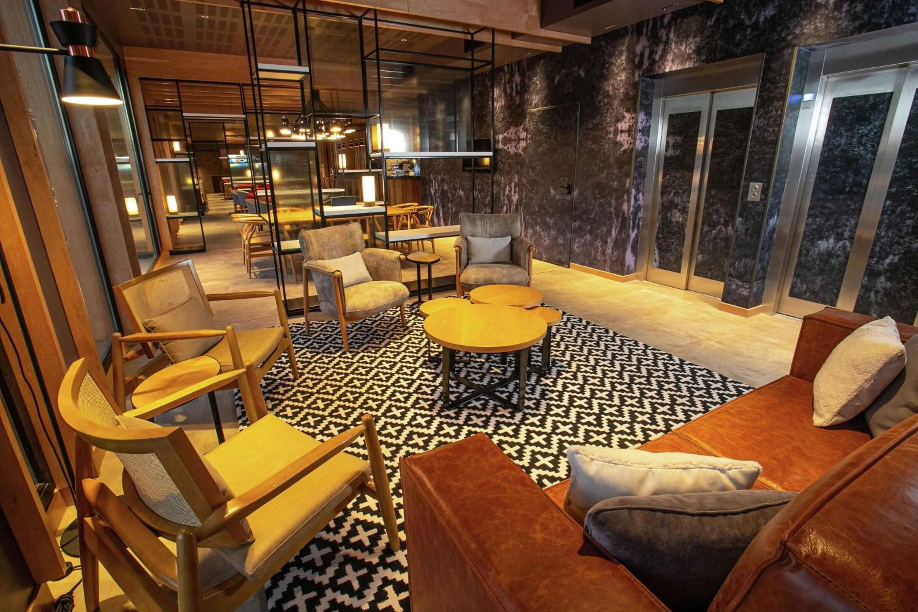 Lobby or reception in Hampton By Hilton Bariloche