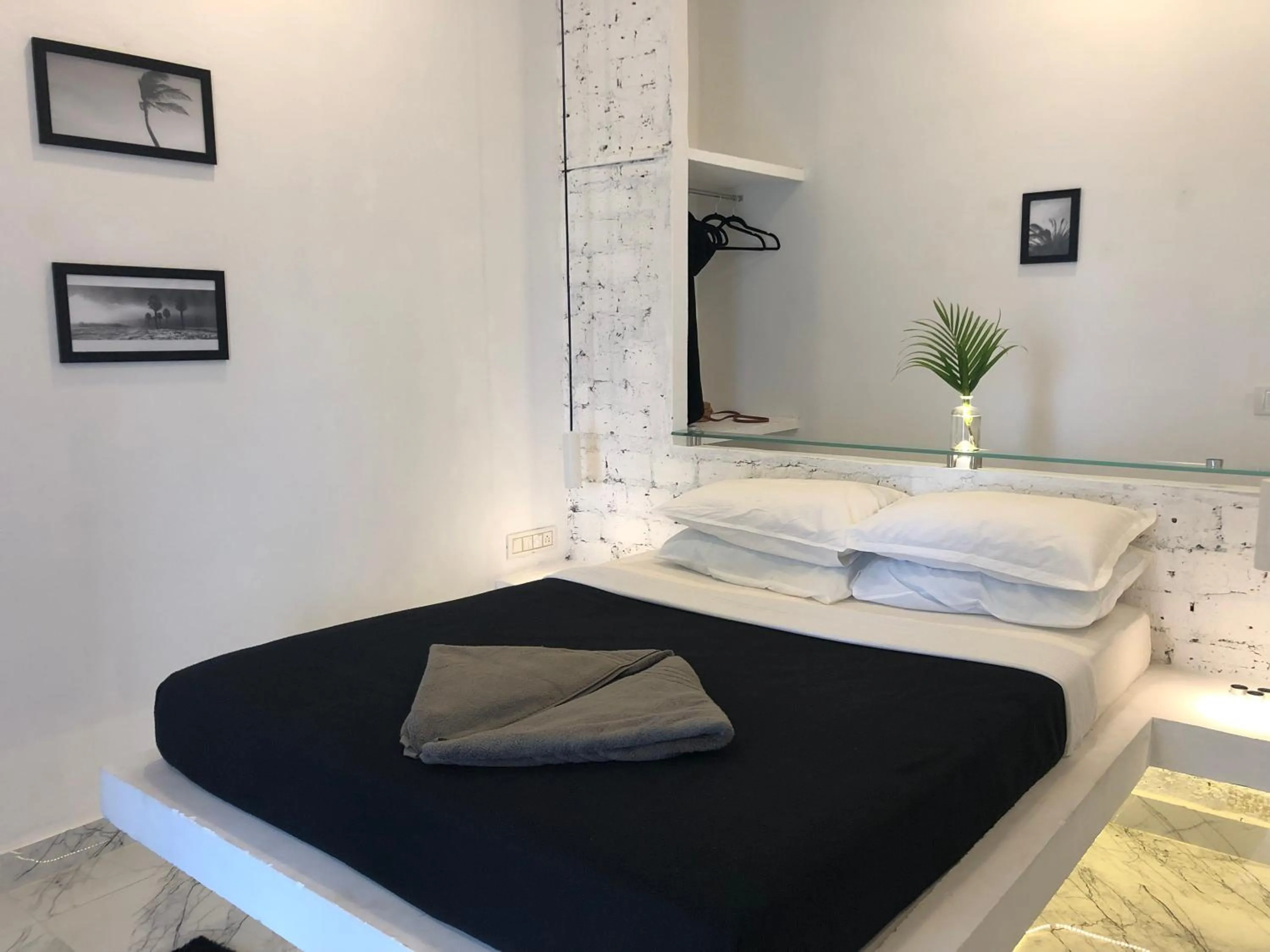 Bed in Satta Beach Deluxe