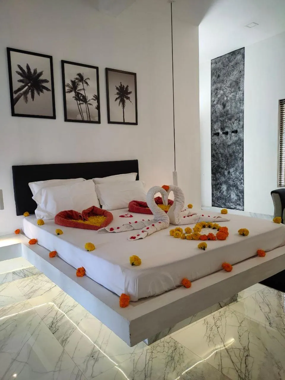wedding, Bed in Satta Beach Deluxe
