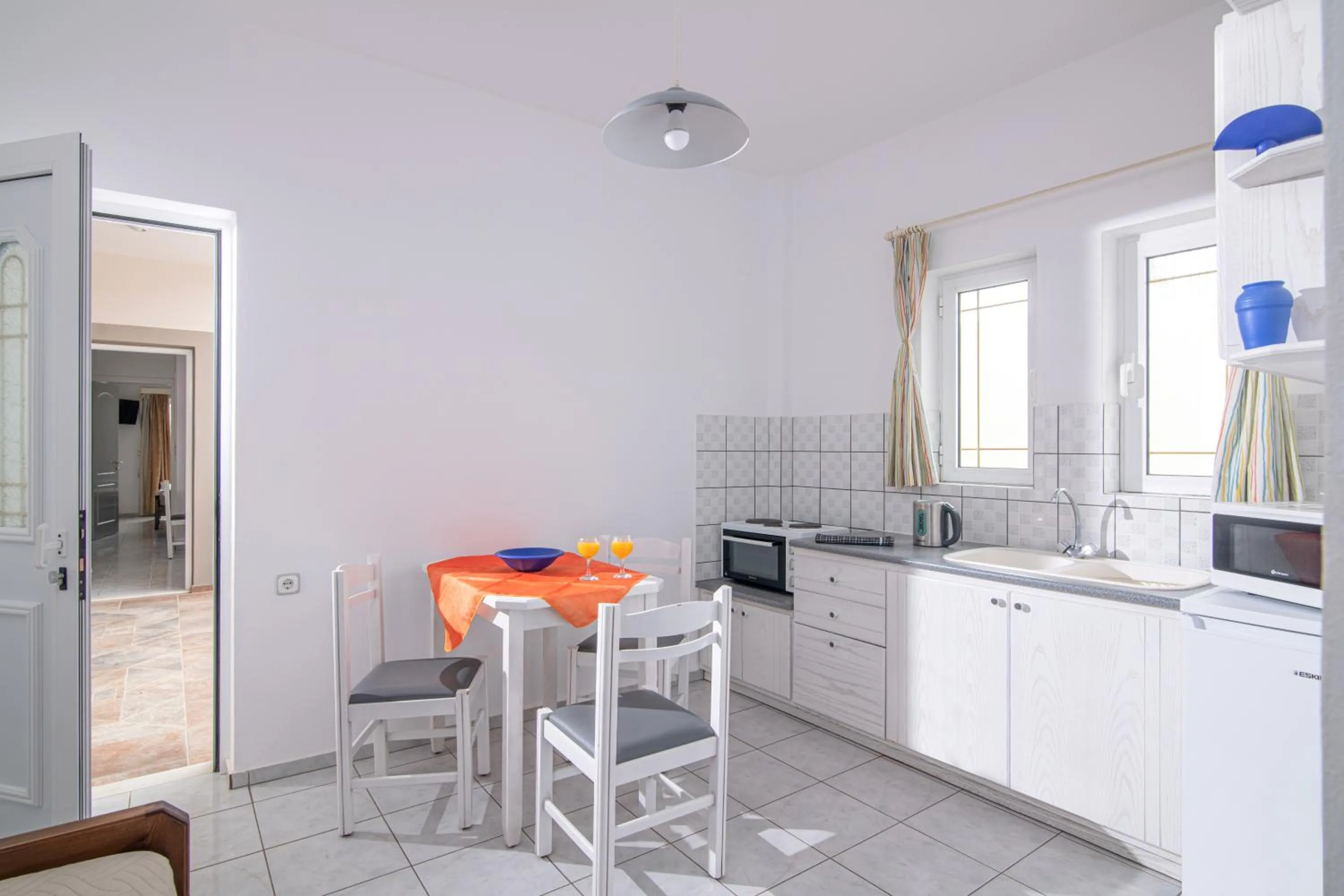 Kitchen or kitchenette in Litsa Mare Apartments