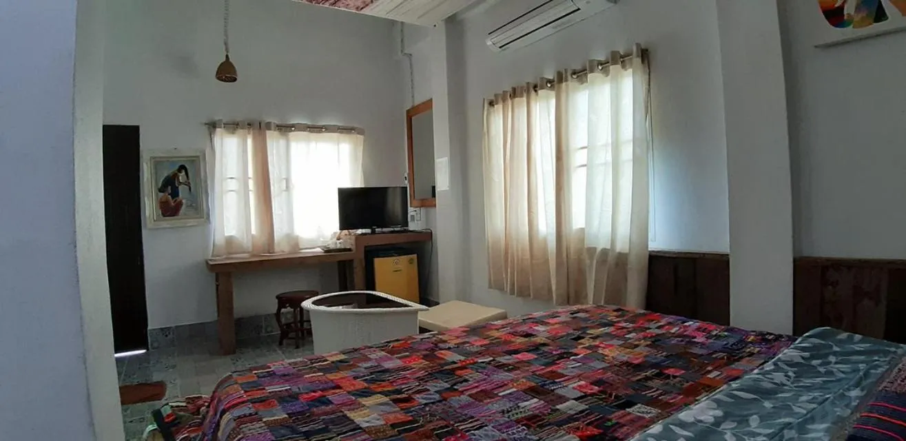 Bed in Banthorphan Resort