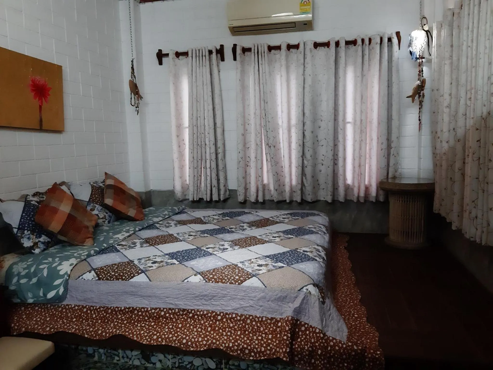 Bed in Banthorphan Resort