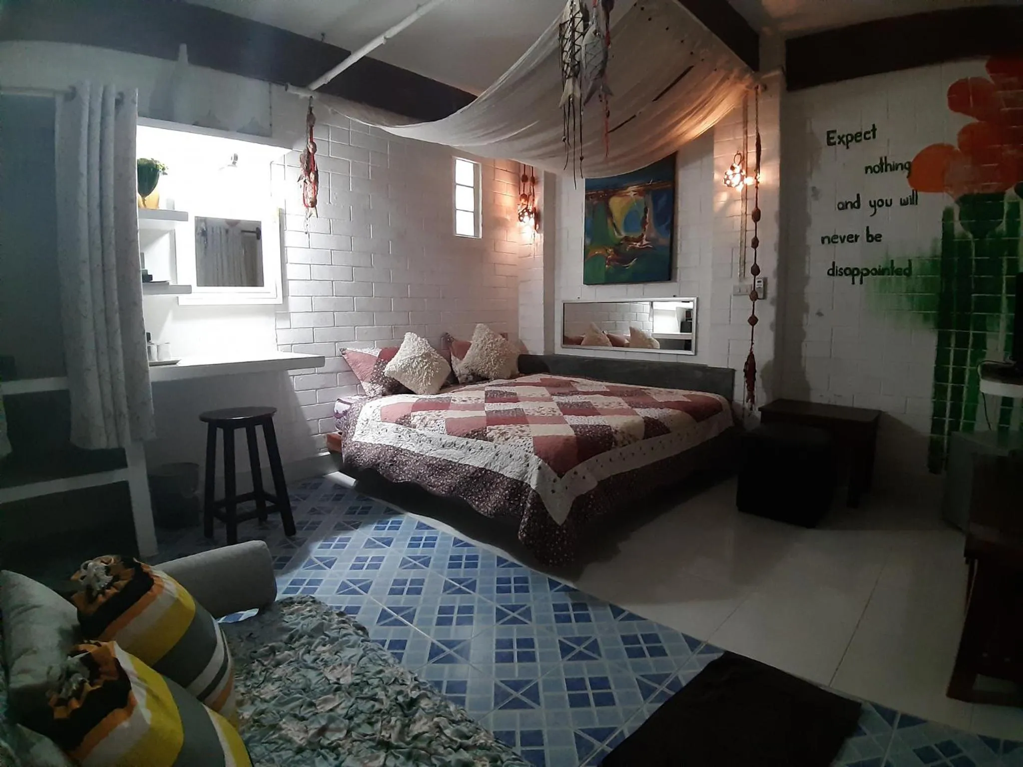 Bed in Banthorphan Resort