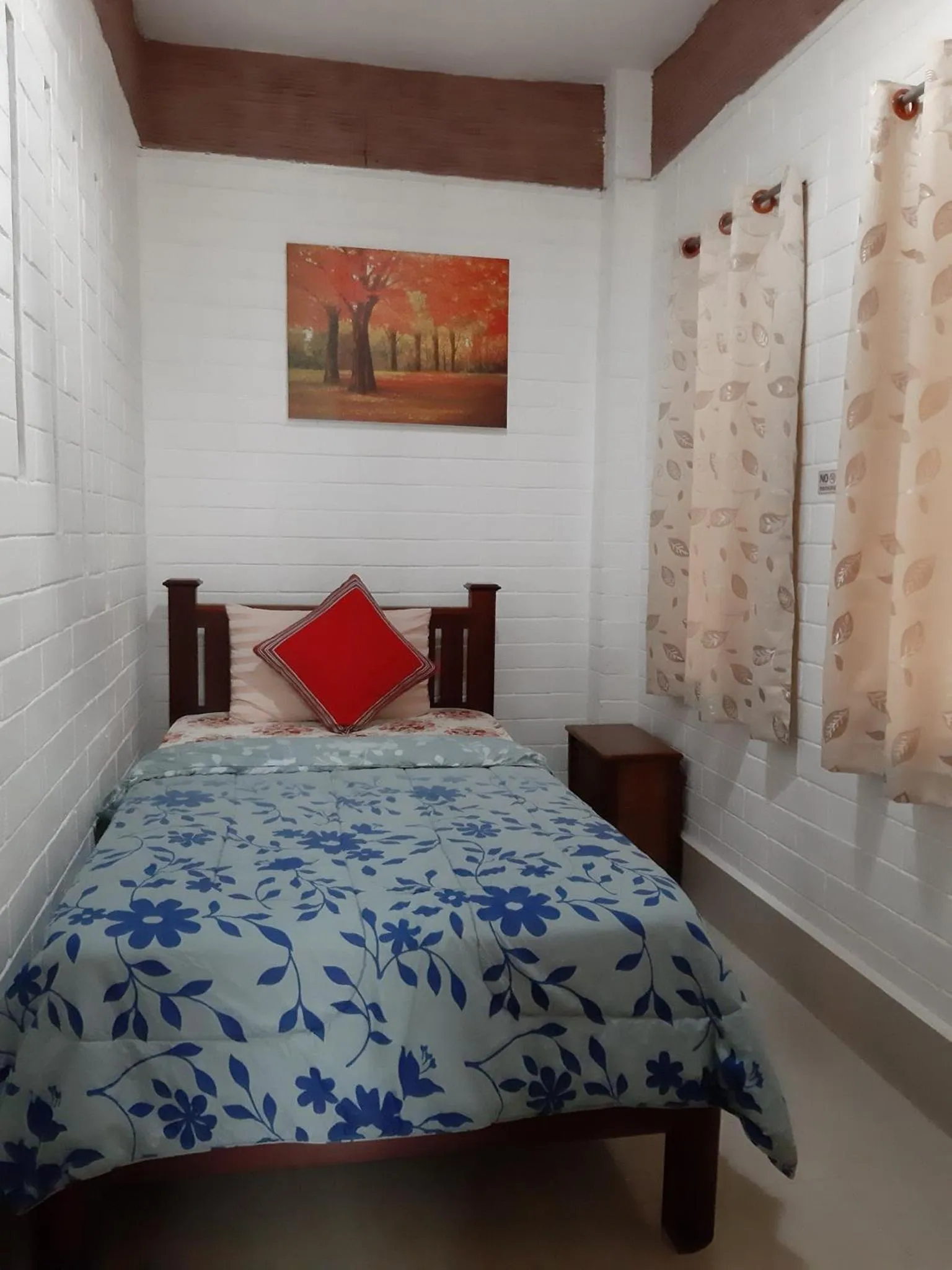 Bed in Banthorphan Resort