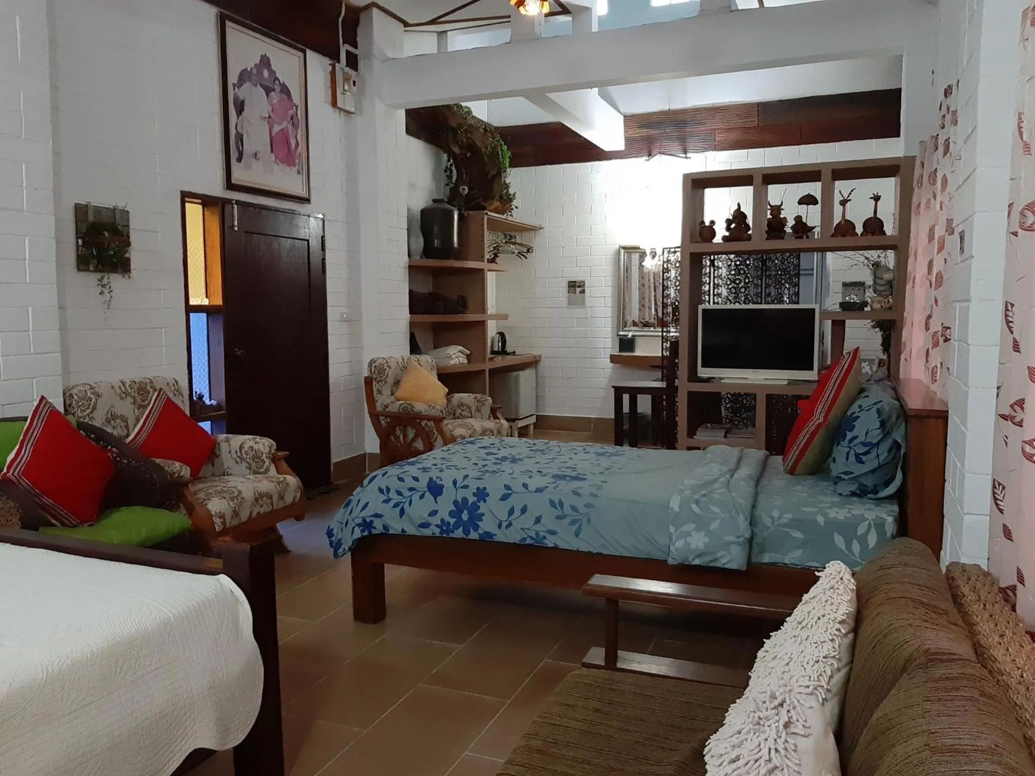 Bed in Banthorphan Resort