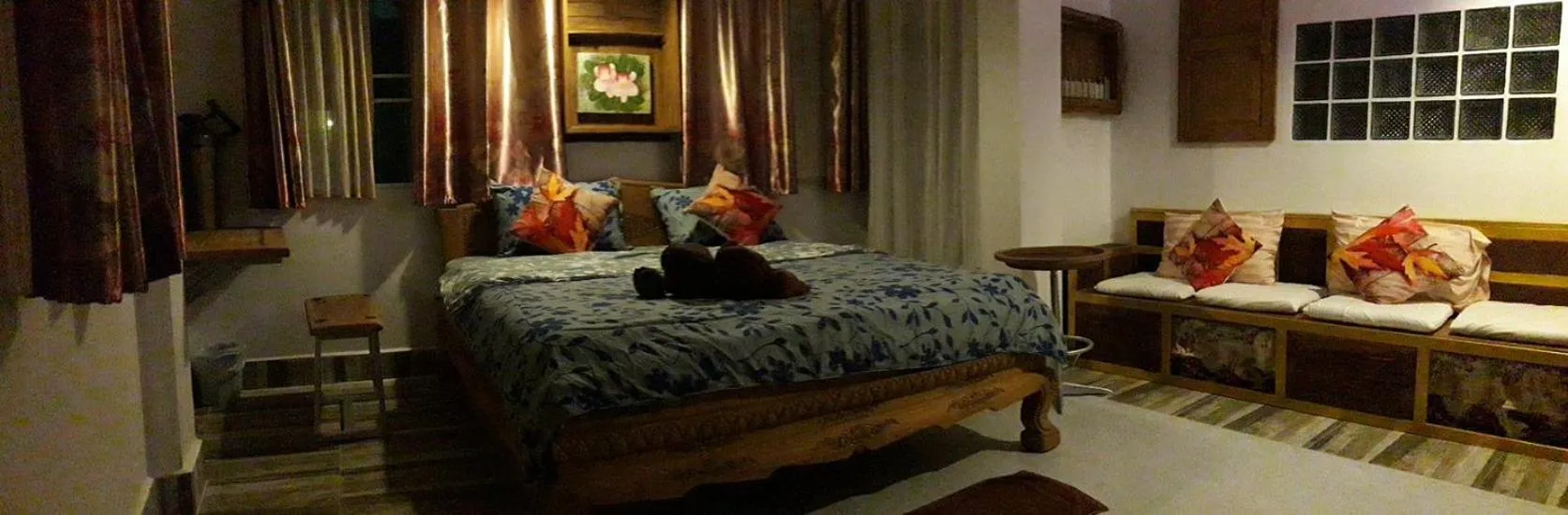 Bed in Banthorphan Resort