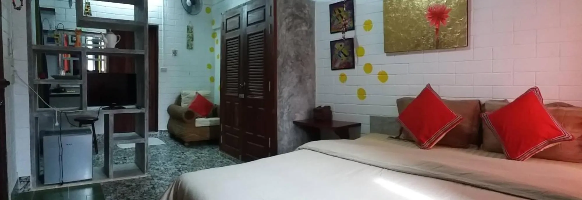 Bed in Banthorphan Resort