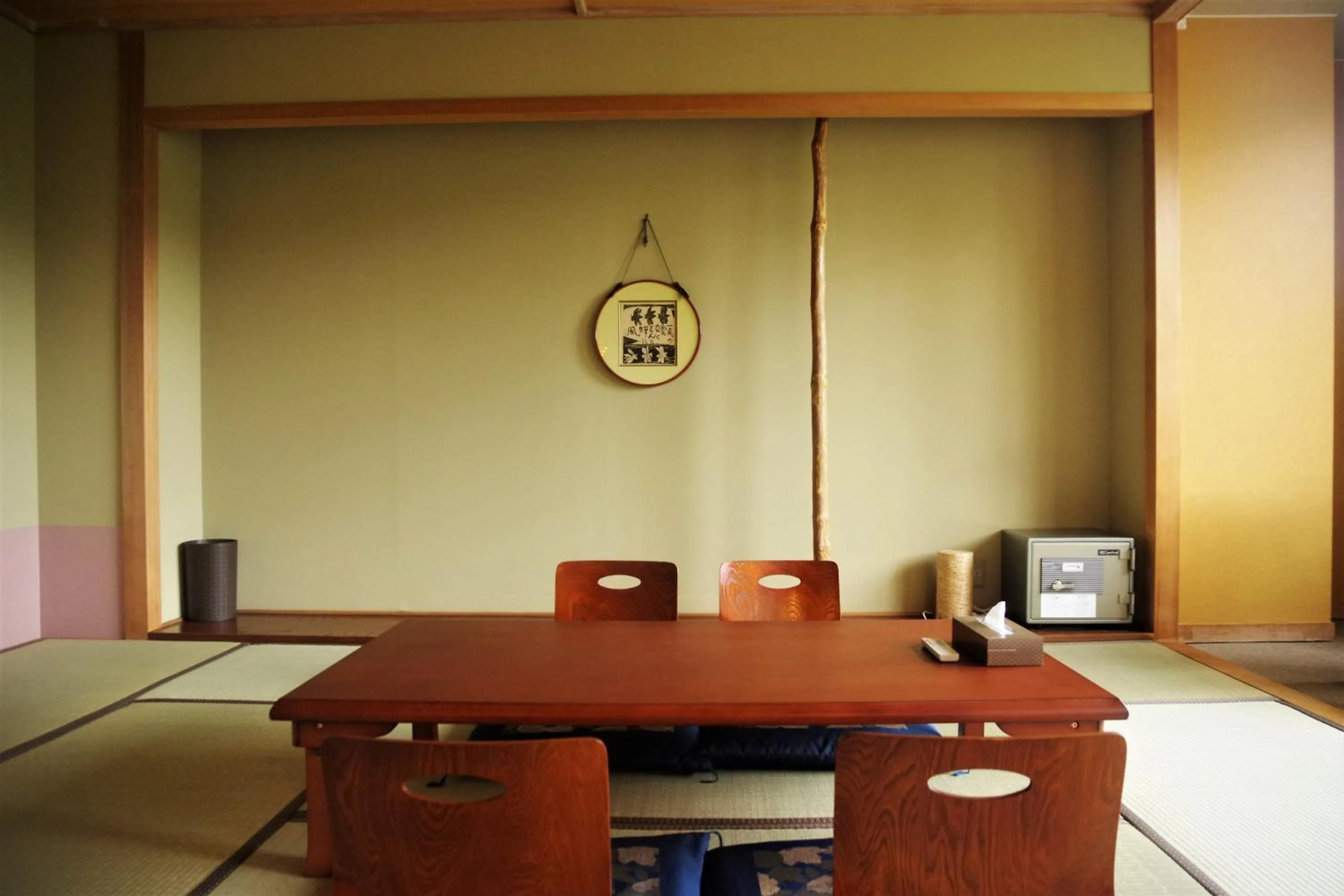 Photo of the whole room in K's House Hokkaido - Asahidake Onsen Hostel