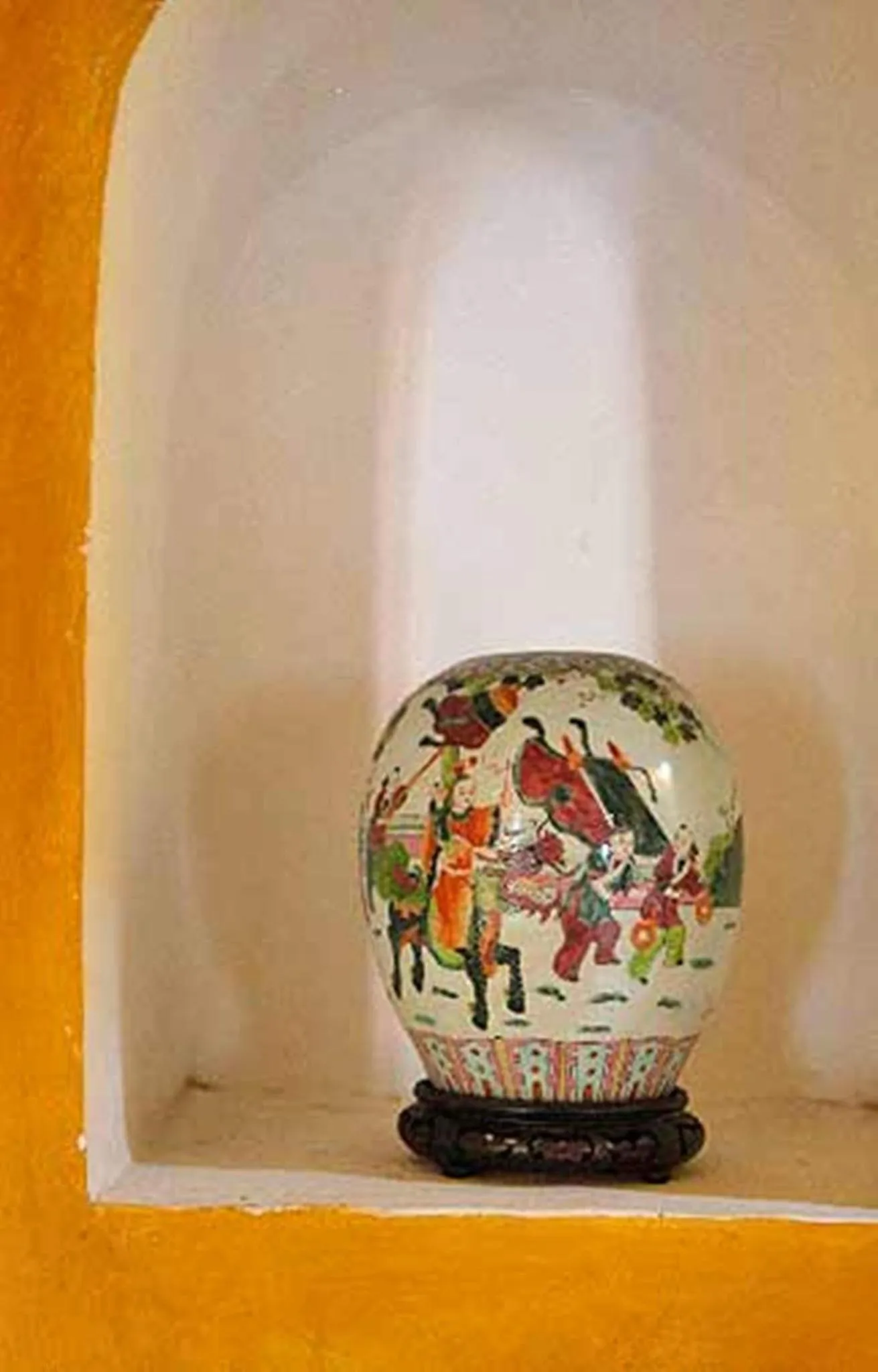 Property building in Kholle House