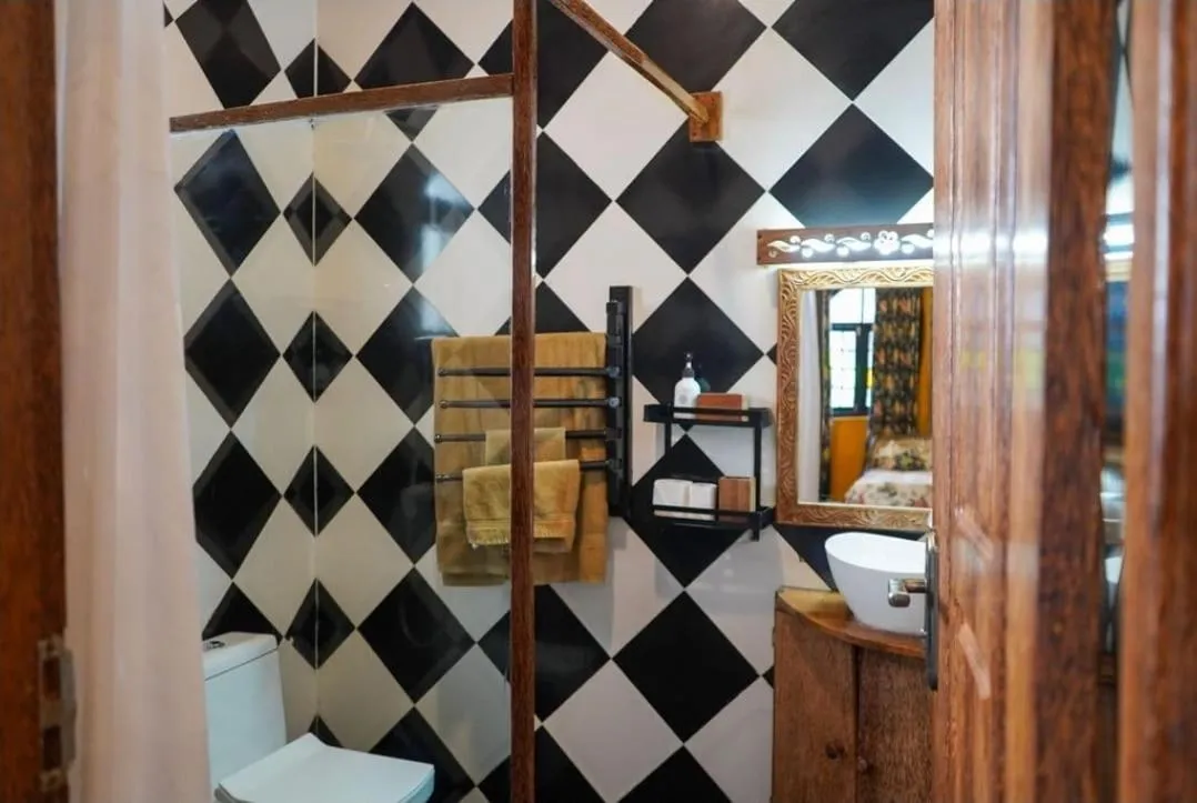 Bathroom in Kholle House