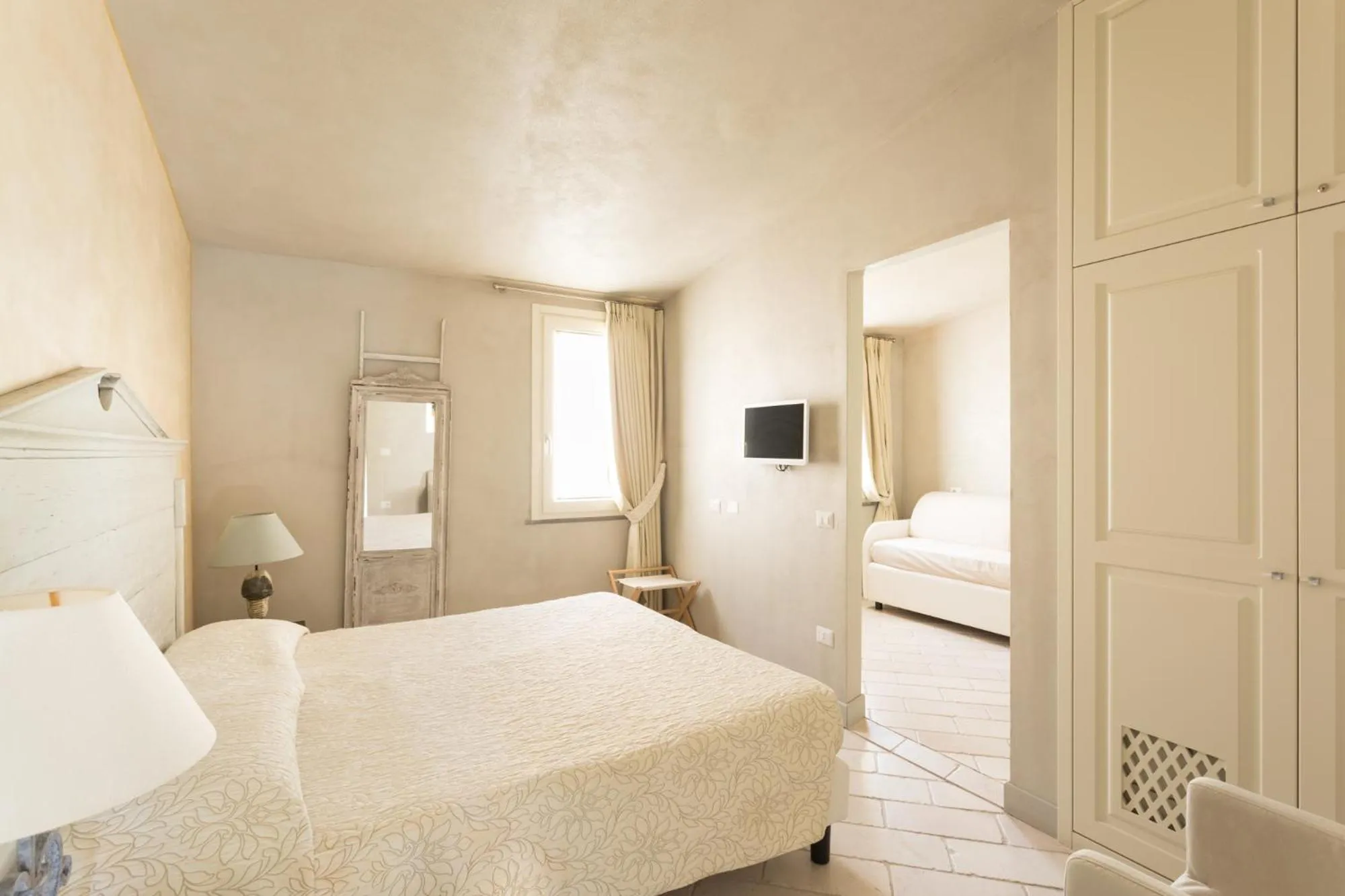 Bedroom, Bed in Il Cortiletto Hotel Maison