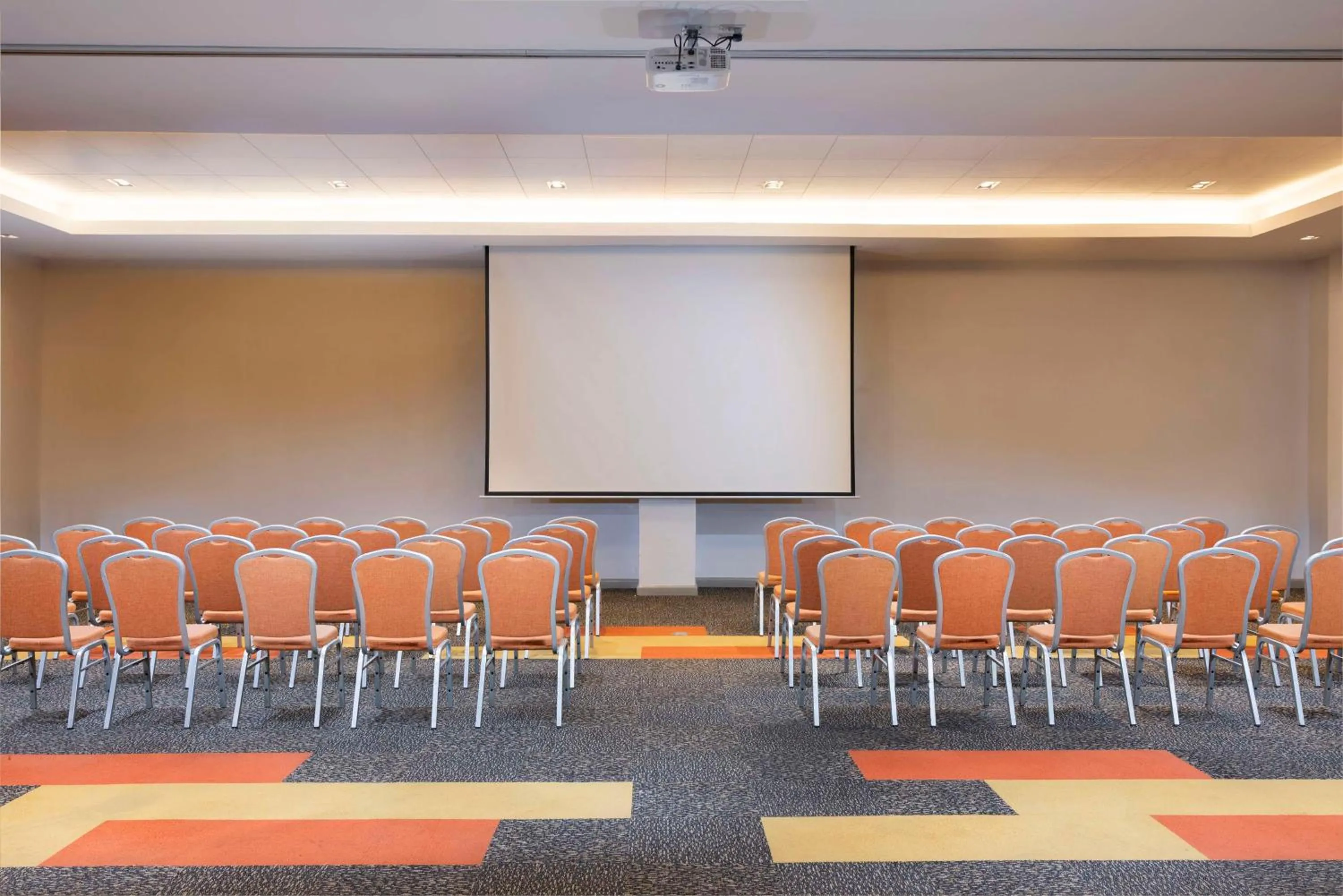 Meeting/conference room in Park Inn By Radisson Iloilo