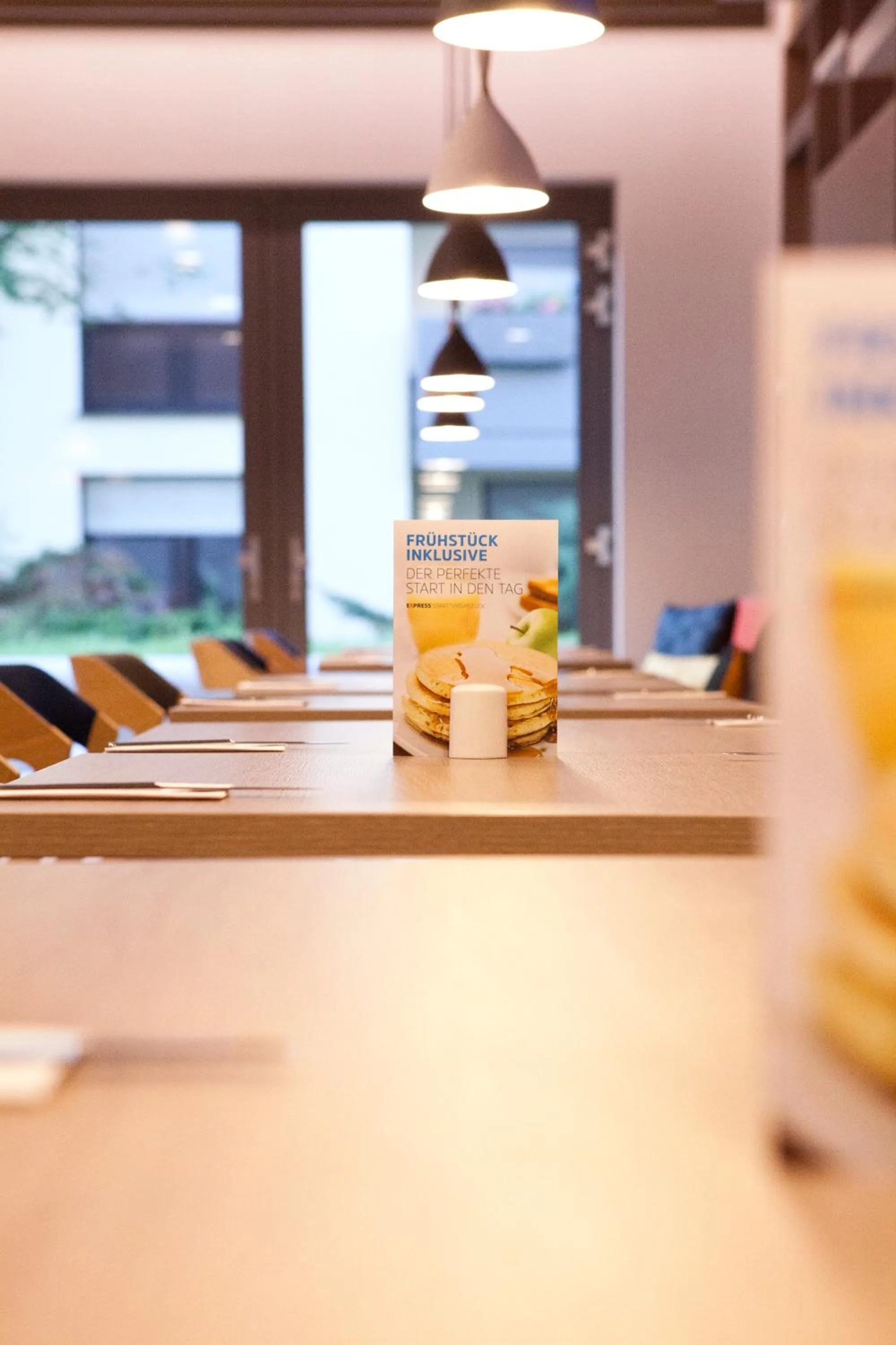 Kitchen or kitchenette in Holiday Inn Express - Saarbrücken by IHG