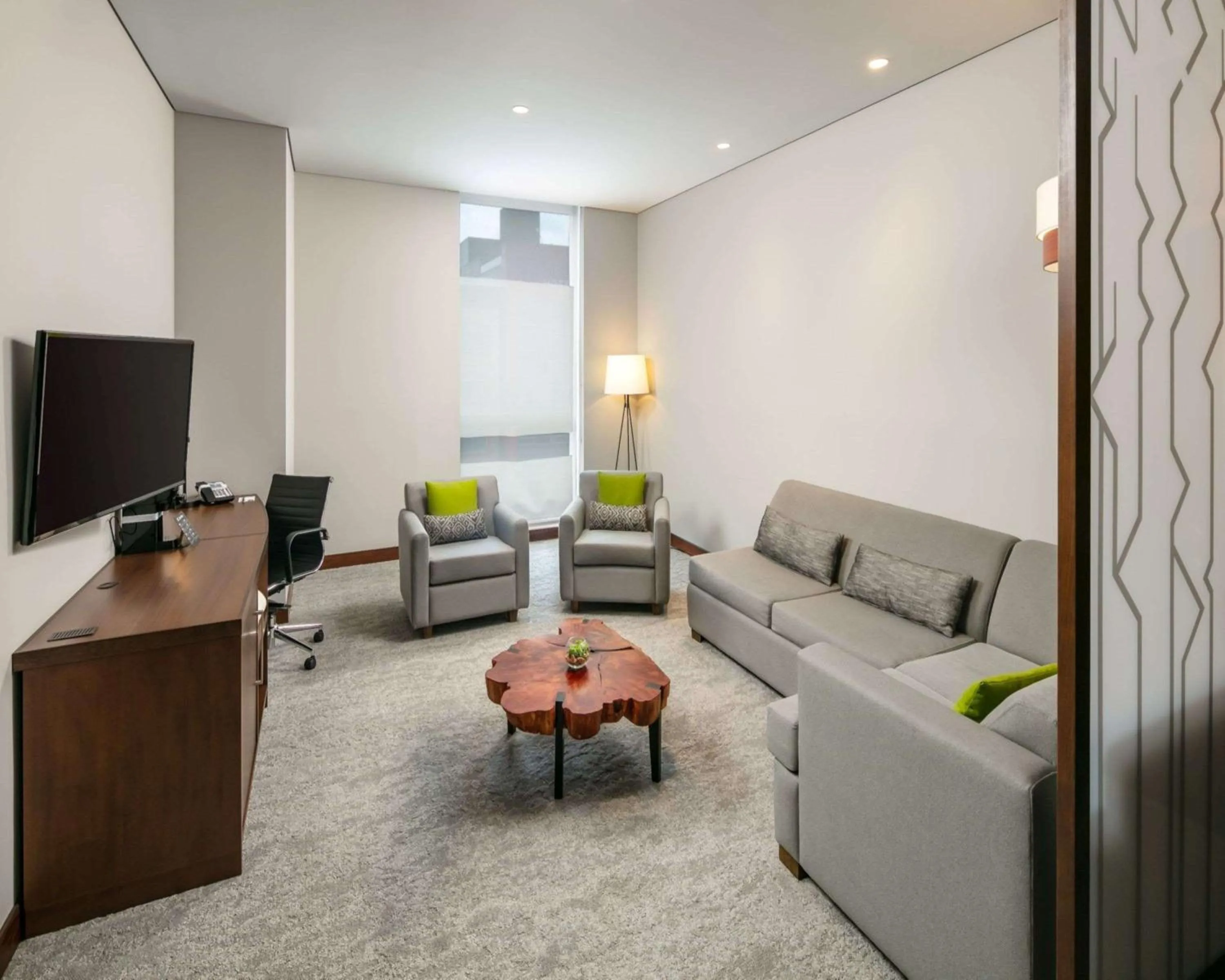 Photo of the whole room in Hyatt Place Bogota Convention Center