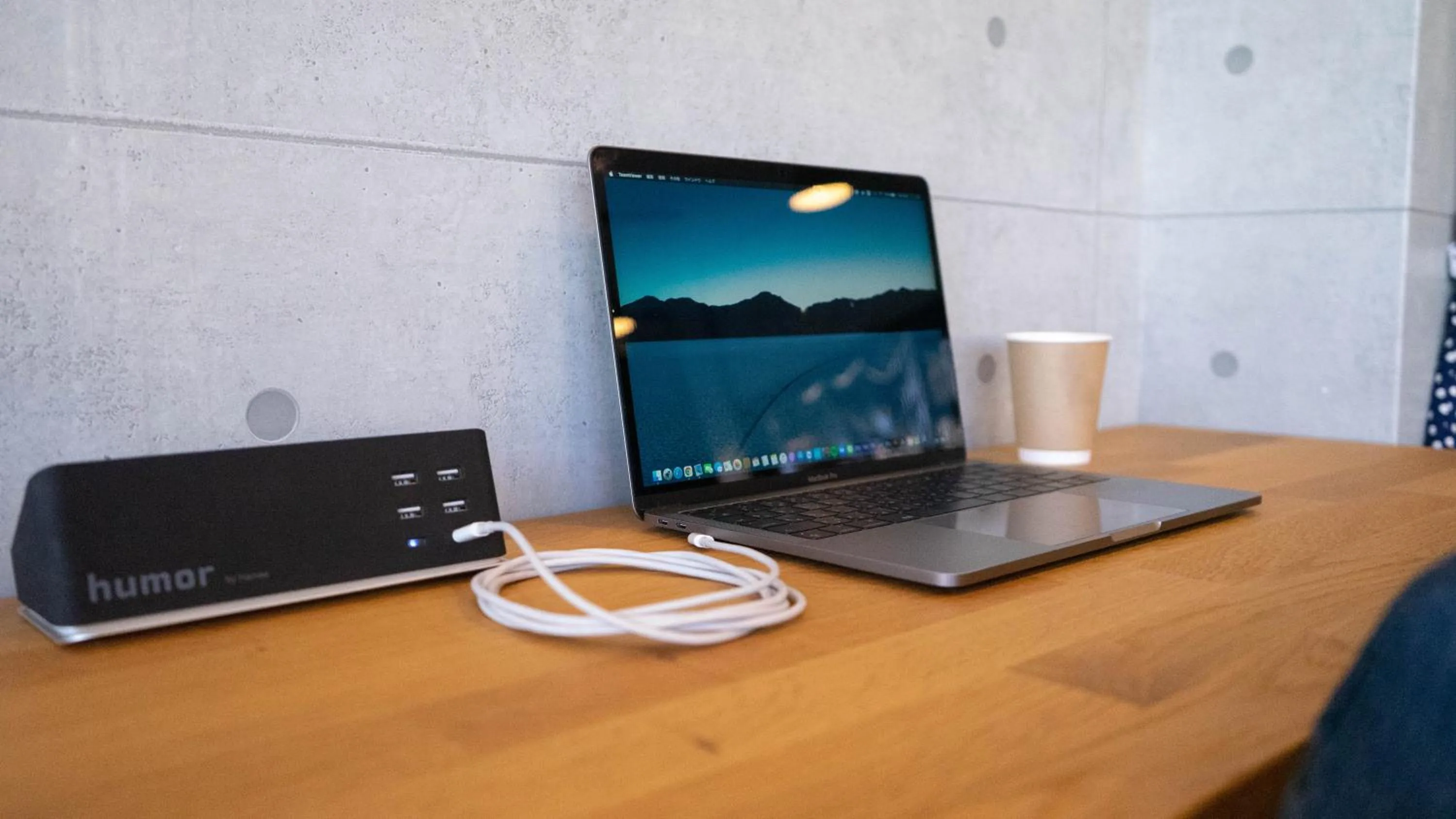 Communal lounge/ TV room in Fuji Guest House Ao