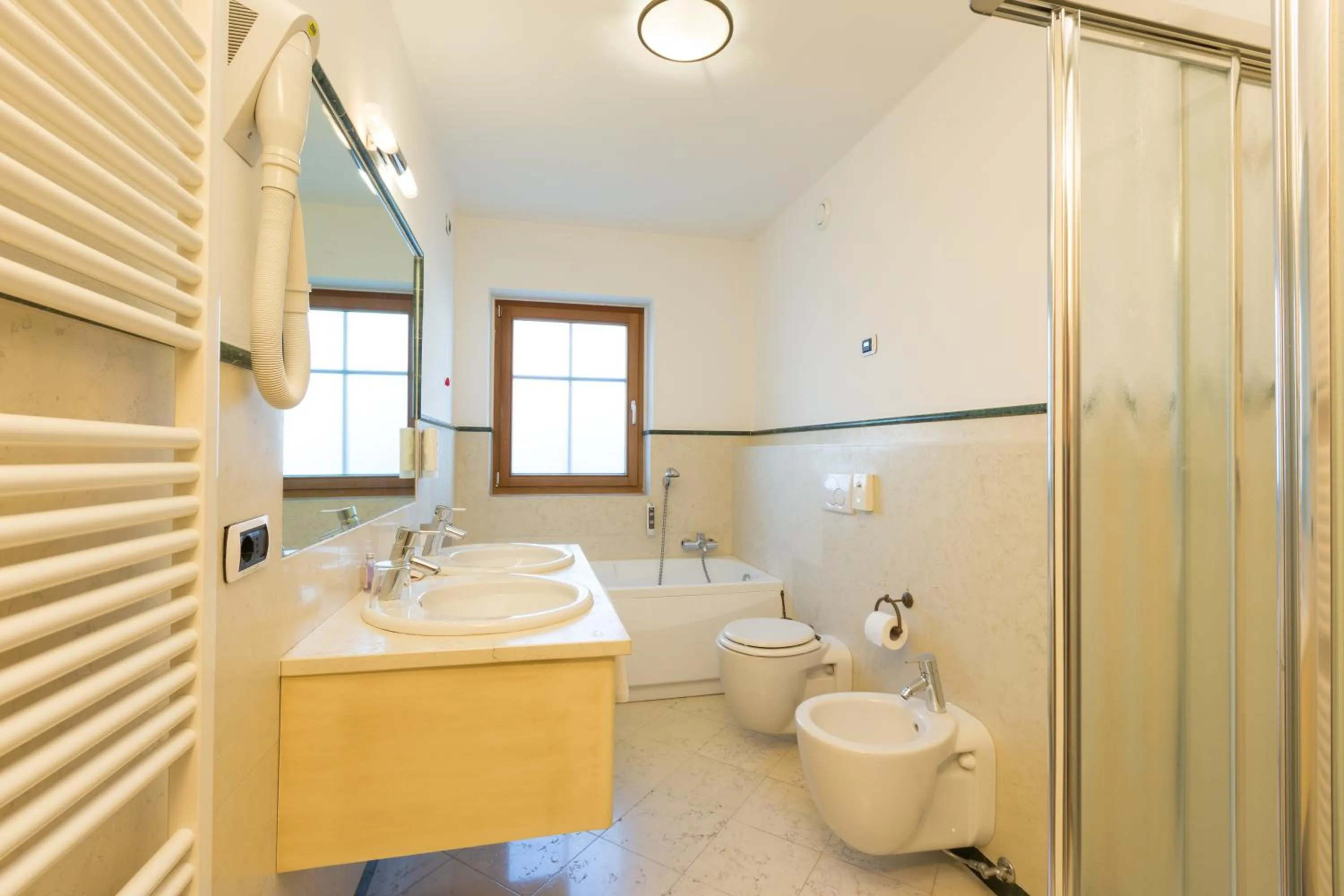 Bathroom in Hotel Touring