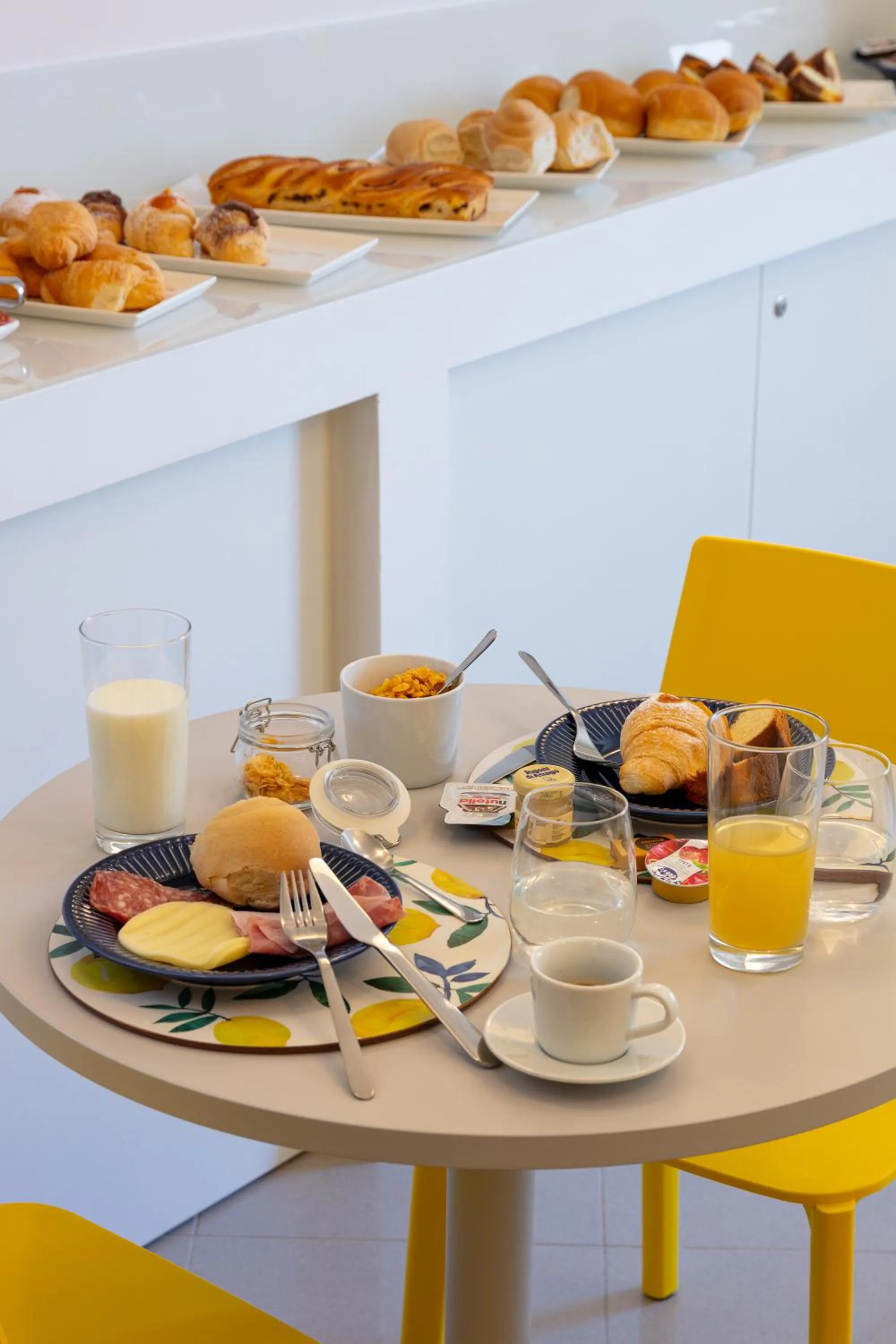 Food and drinks in Nesea